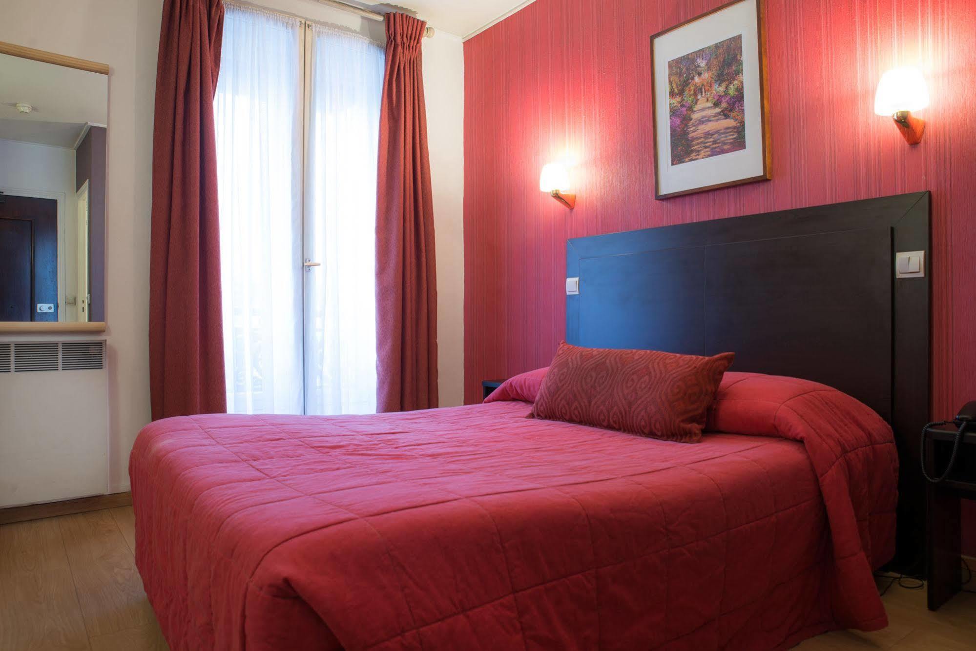 Theoreme Hotel 4*