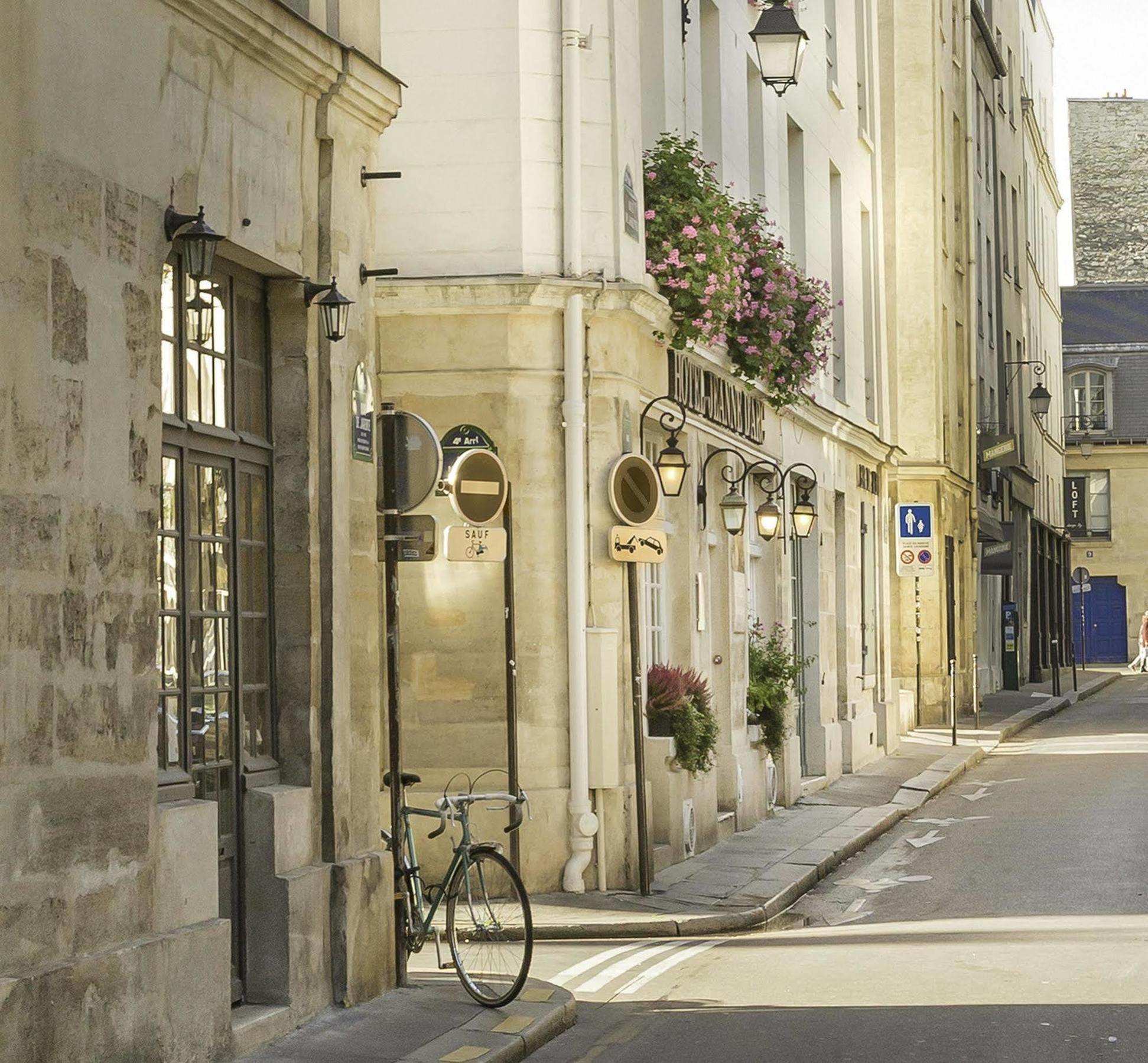 Jeanne D'arc Le Marais Hotel Paris
