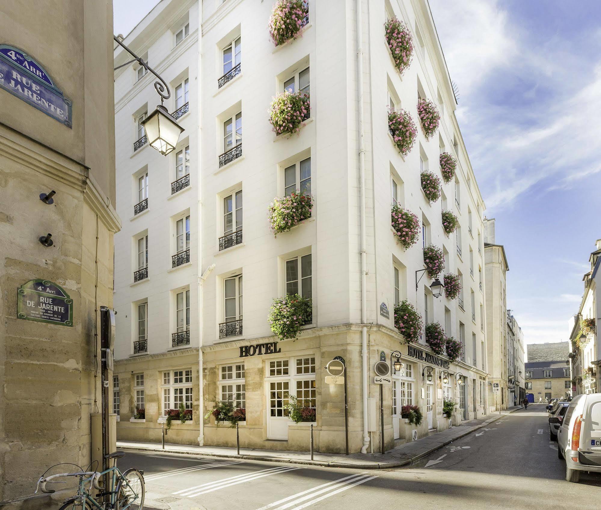 Jeanne D'arc Le Marais Paris