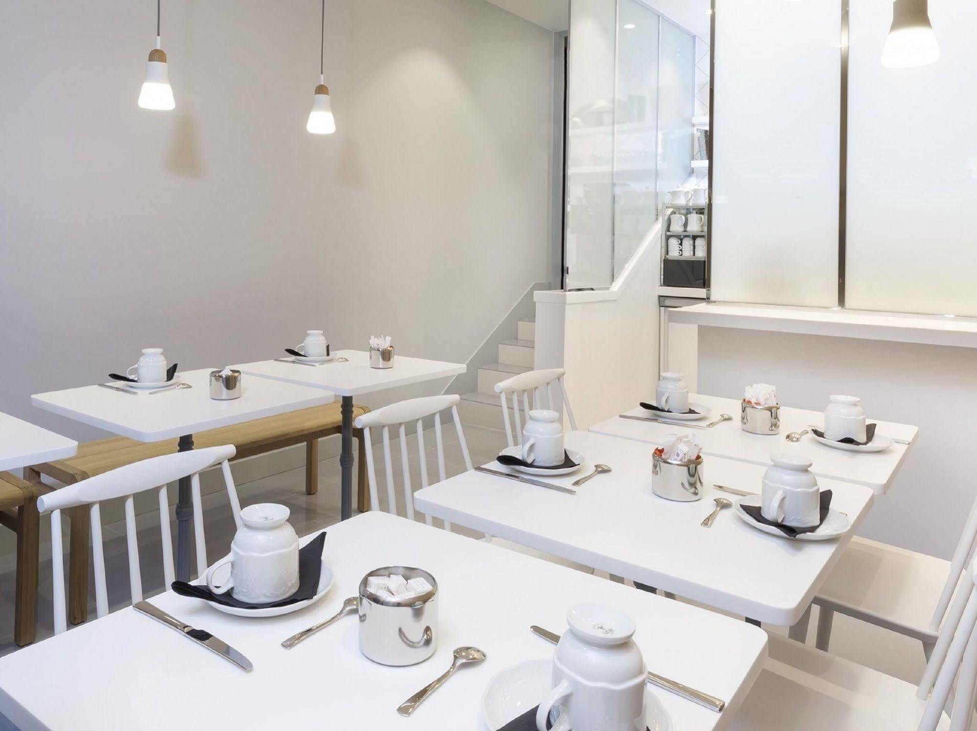 Le Lapin Blanc Hotel