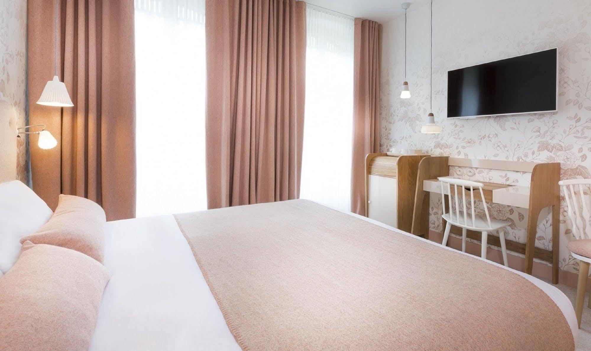 Le Lapin Blanc Hotel