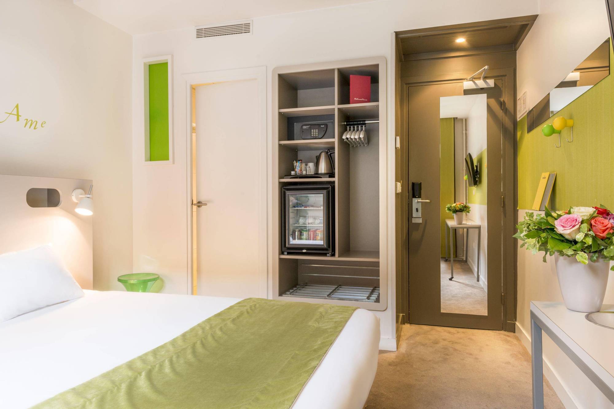 Hotel Cervantes By Happyculture 3*