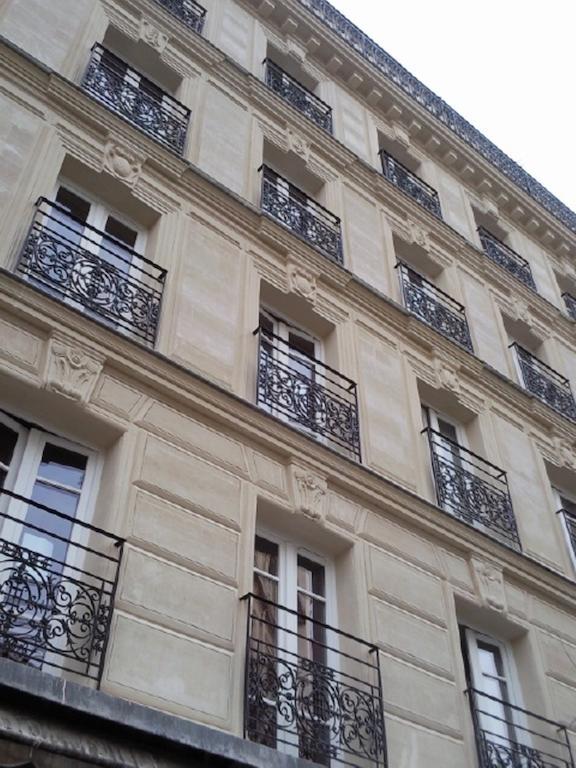 Hostel Le Montclair Montmartre By River *