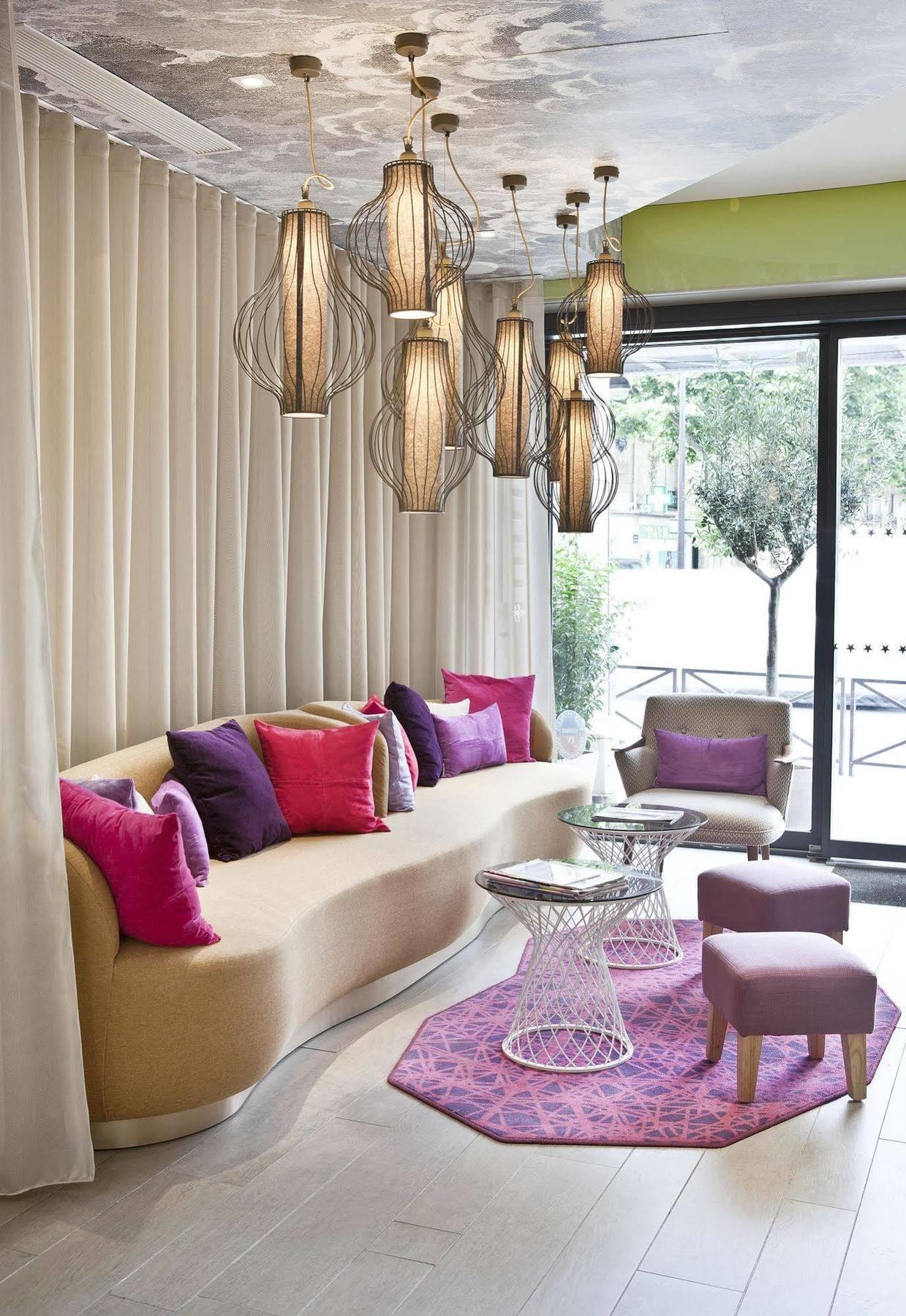 Hotel Eiffel Segur