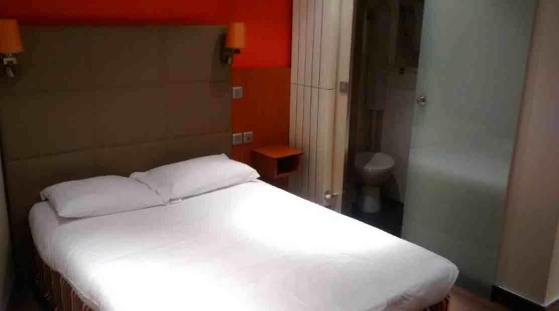 Terminus Orléans Hotel 2*