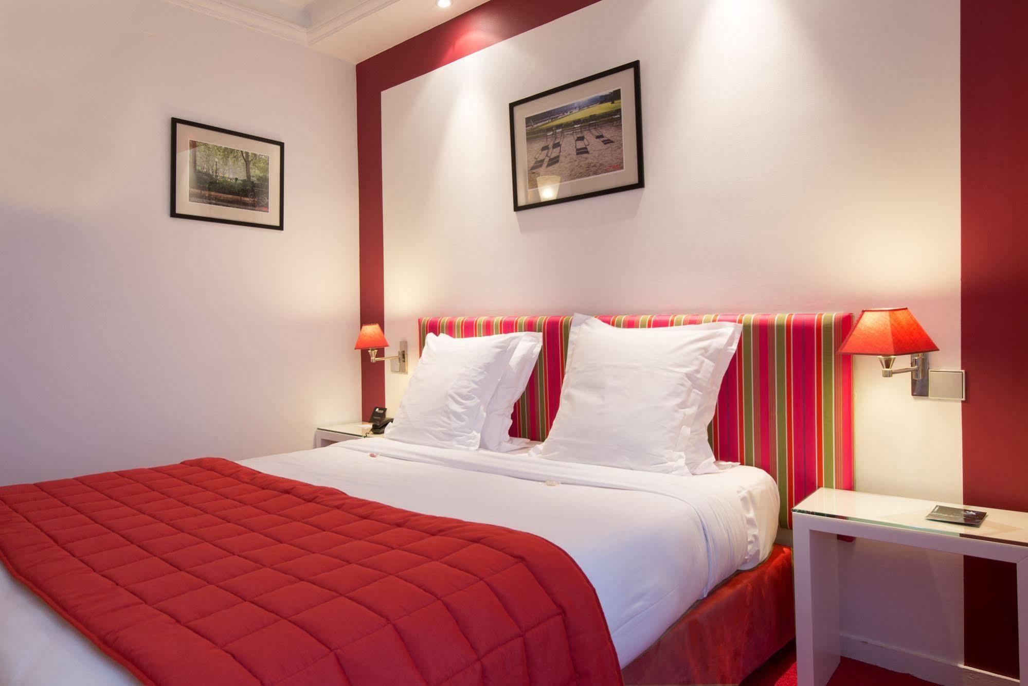 Hotel Etoile Park 3*