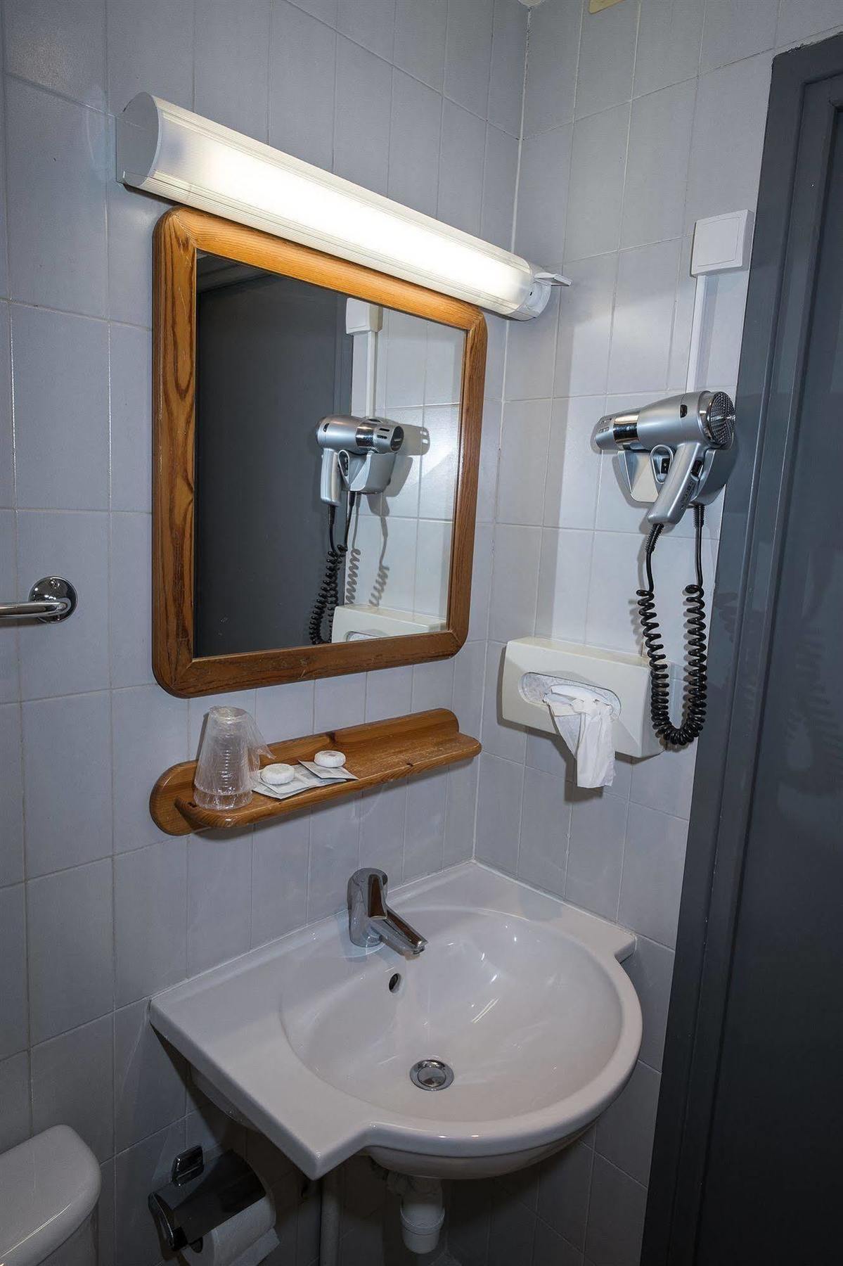 Des Canettes Hotel 3*