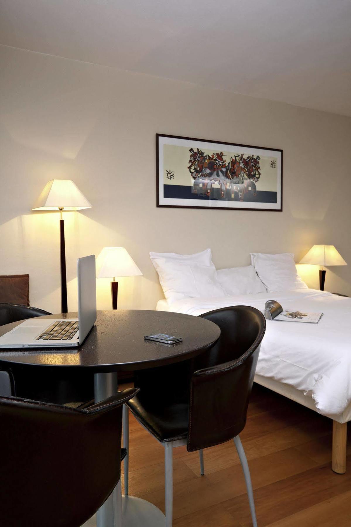 Aparthotel Adagio Access Tour Eiffel St Charles 3*