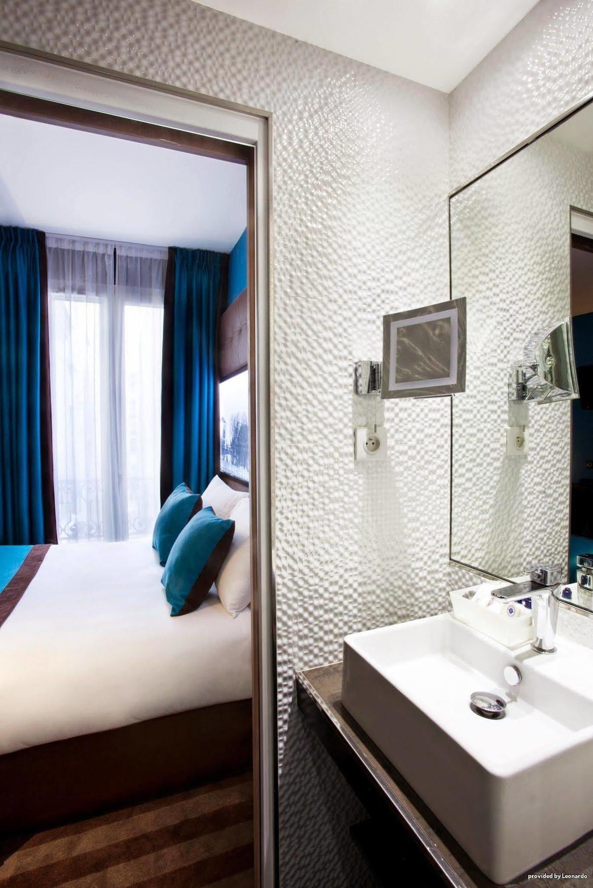 Western Nouvel Orleans Montparnasse Hotel Paris