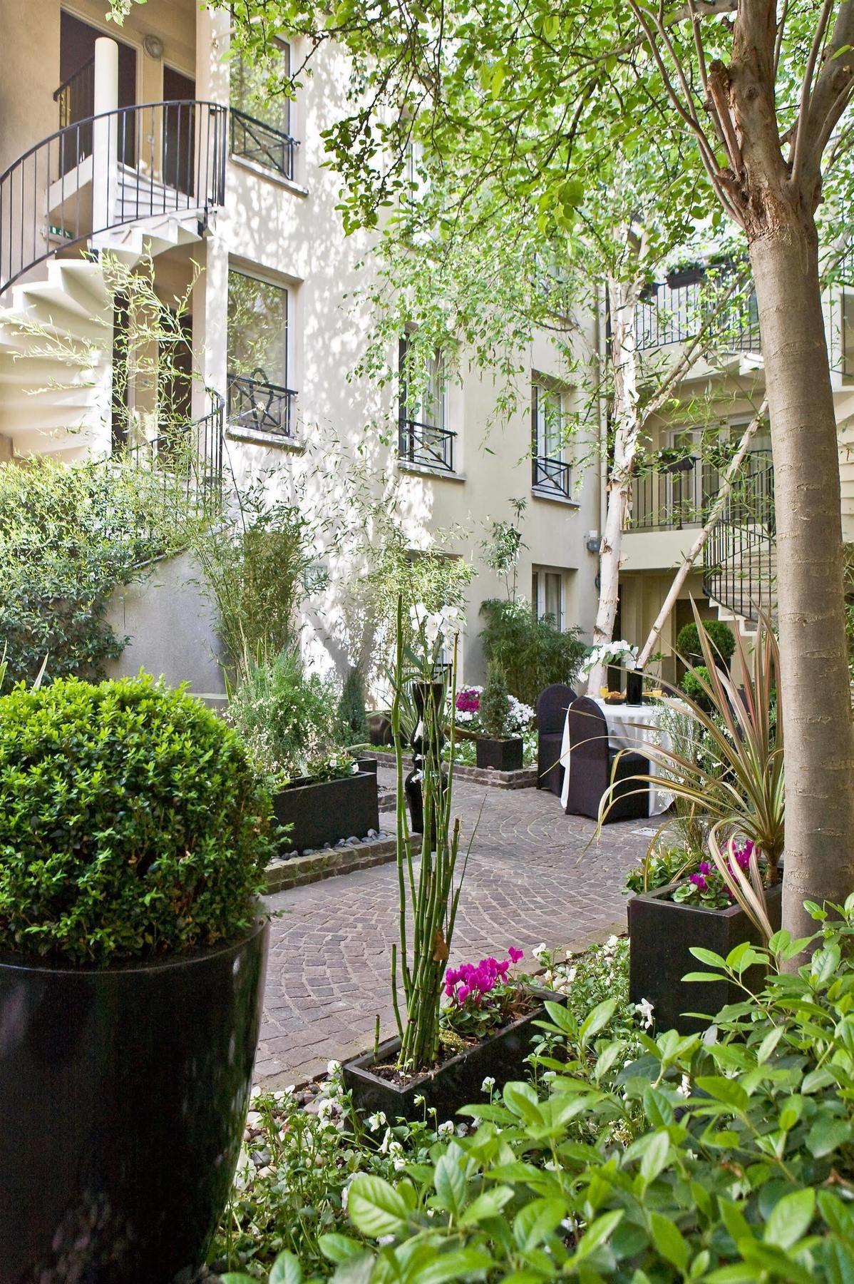 Le Patio Bastille