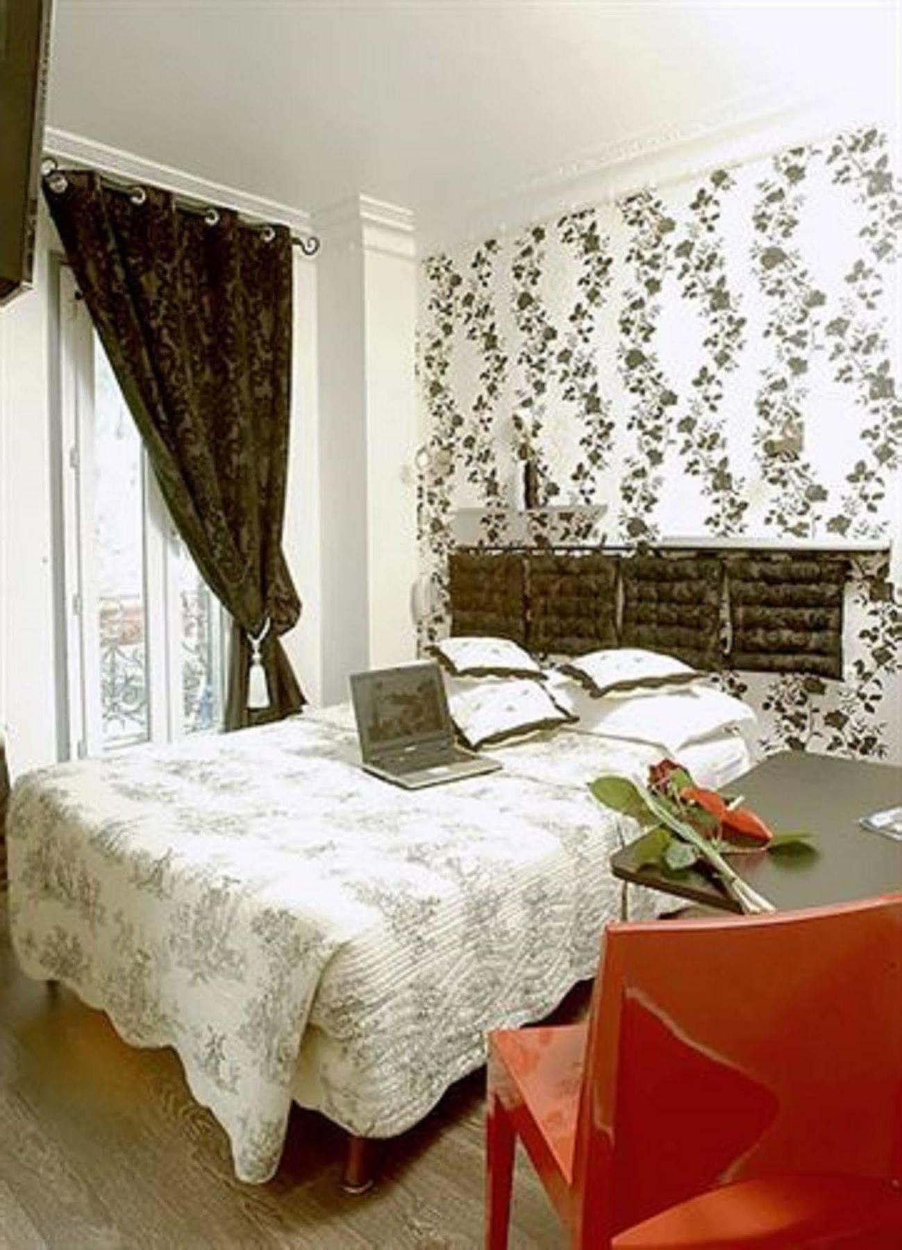 Korner Etoile Hotel