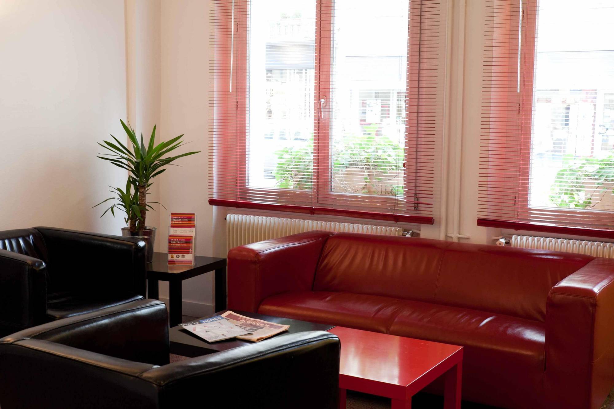 Hotel The Originals City, Lecourbe, Tour Eiffel Paris