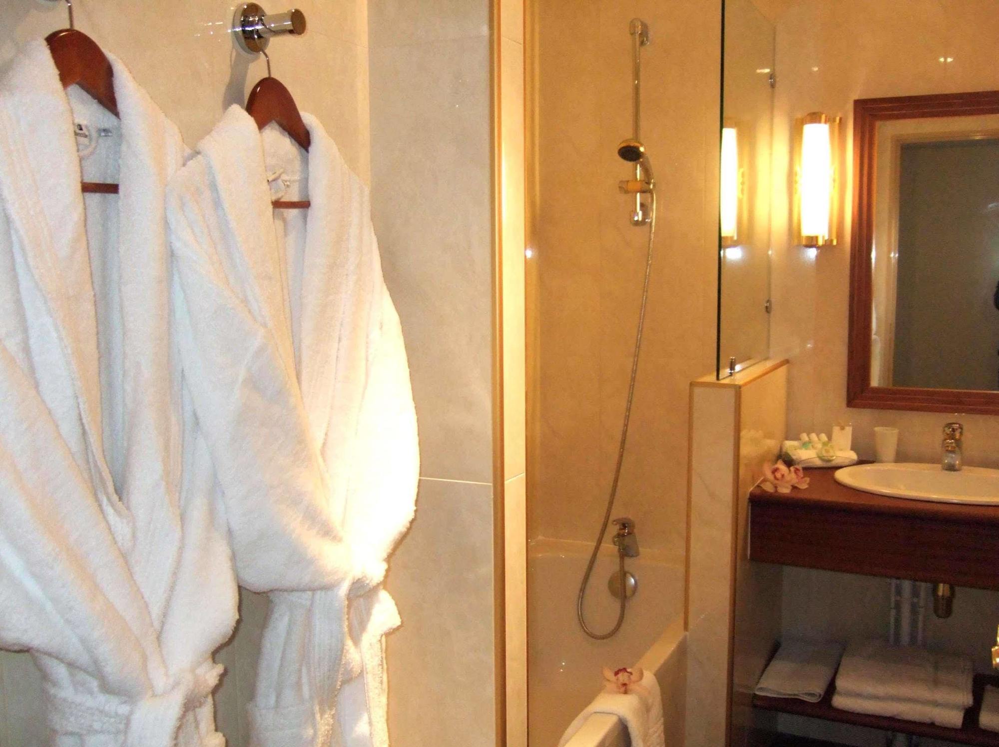 Hotel Western Amiral Paris