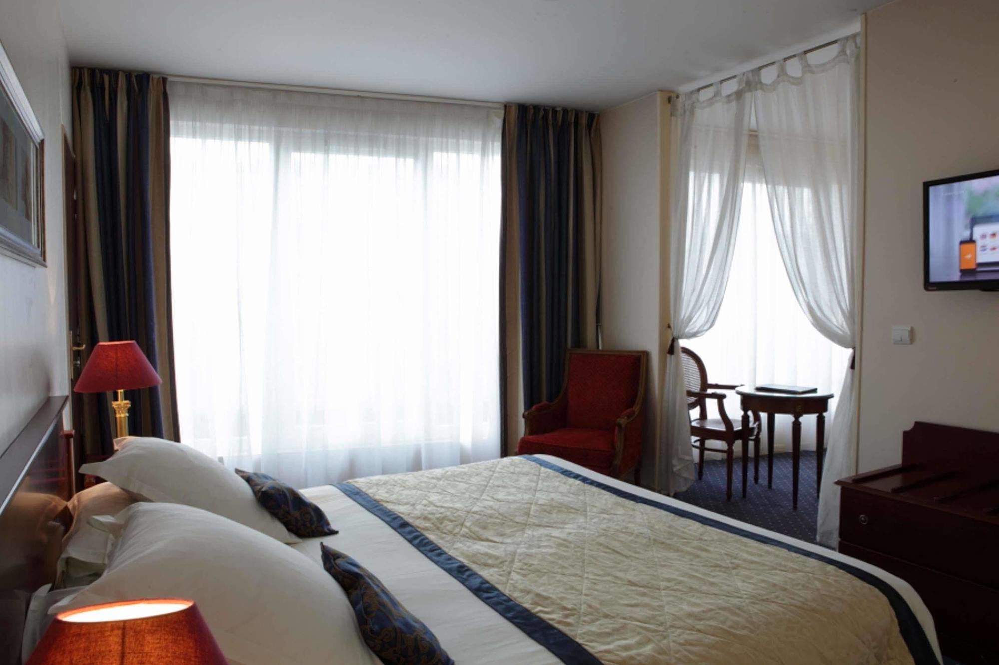 Western Amiral 4* Paris