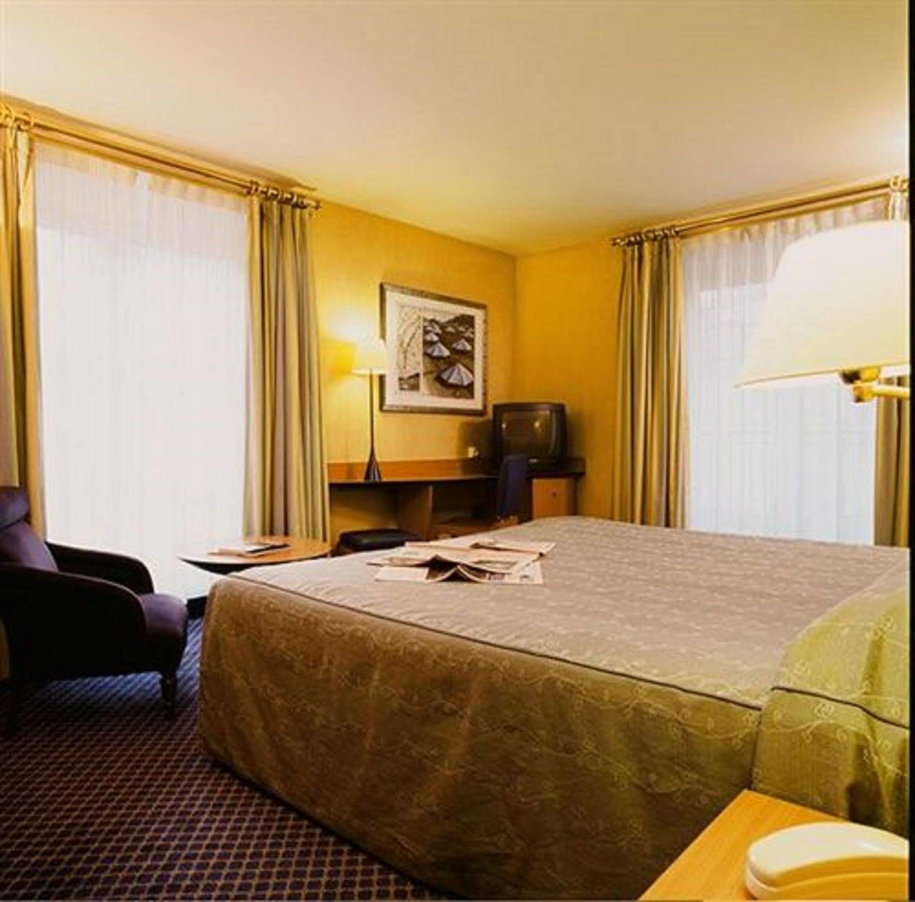 Hotel Lautrec Opera Paris
