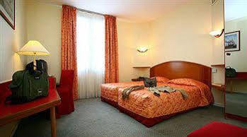 Hotel Fertel Maillot Paris