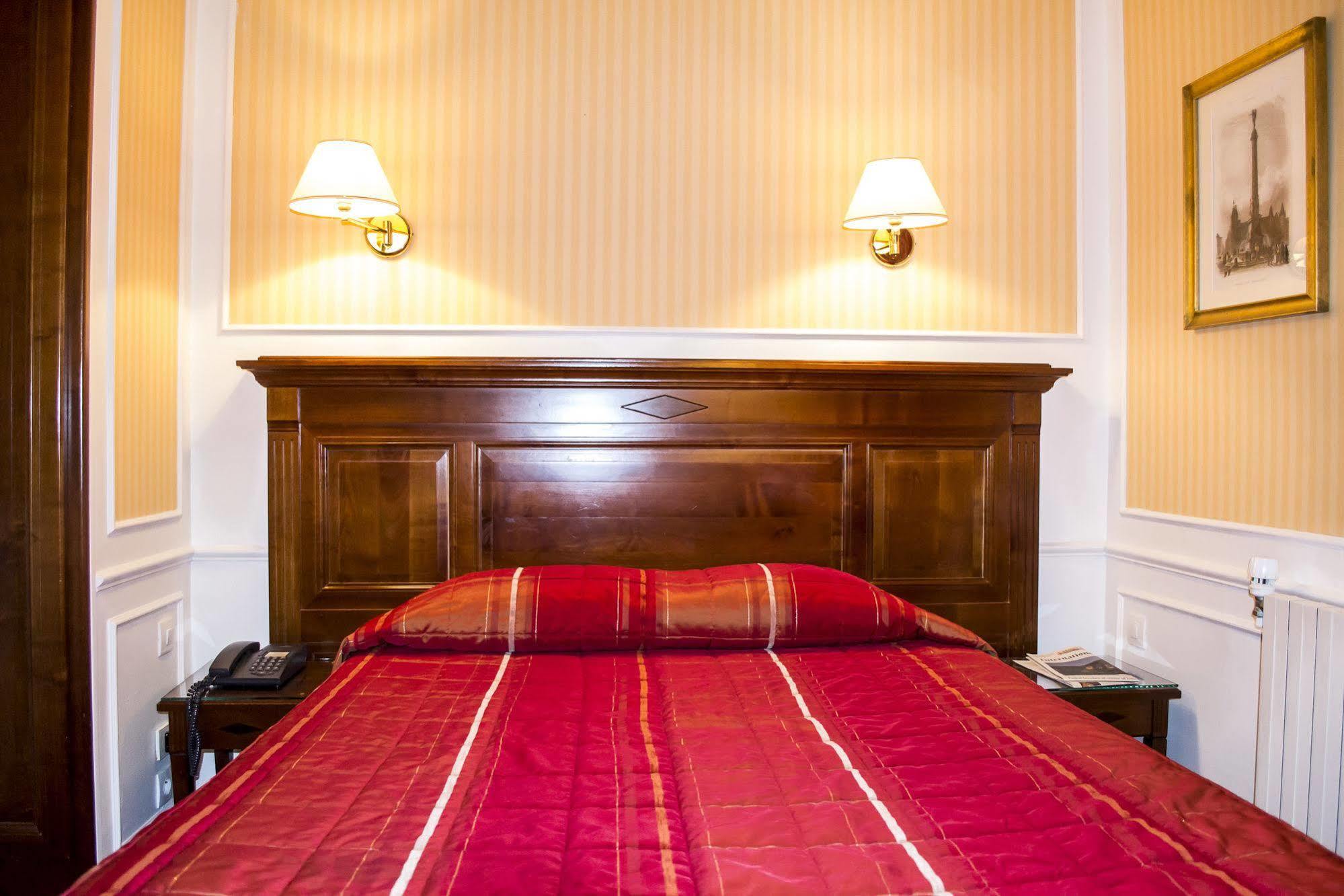 Touring Hotel Paris