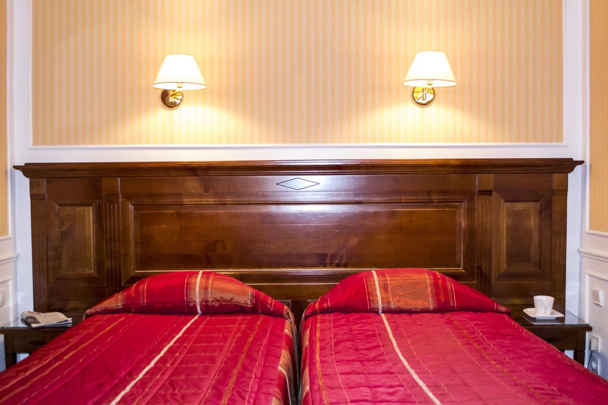 Hotel Touring Paris