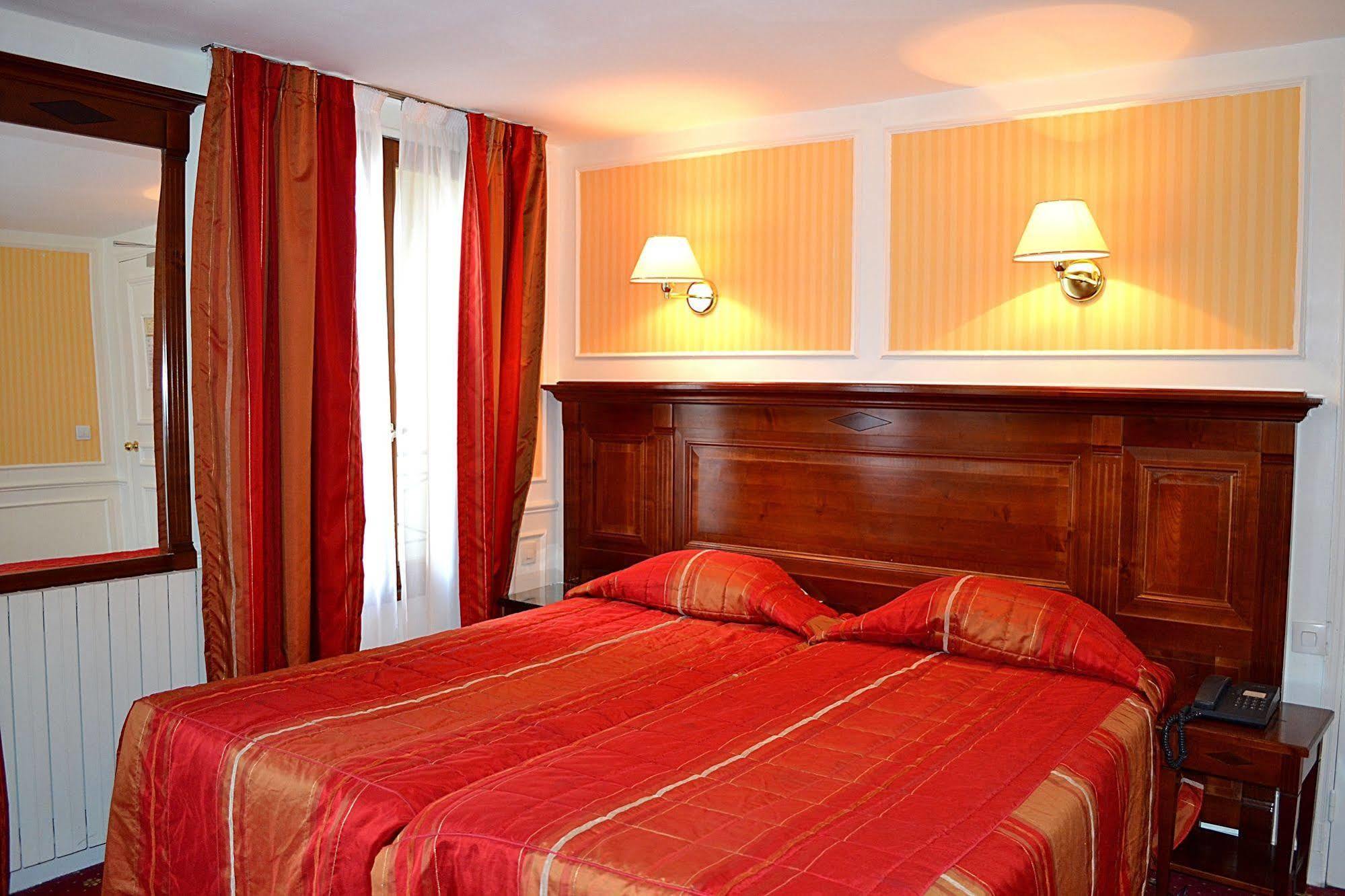 Touring Hotel Paris
