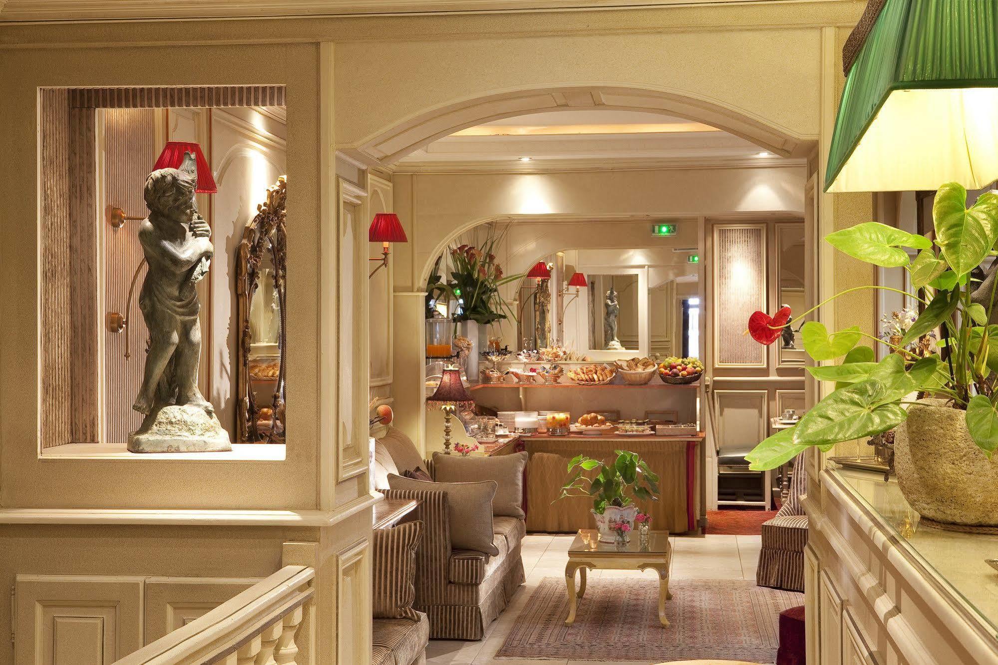 Hotel Au Manoir Saint Germain 4*