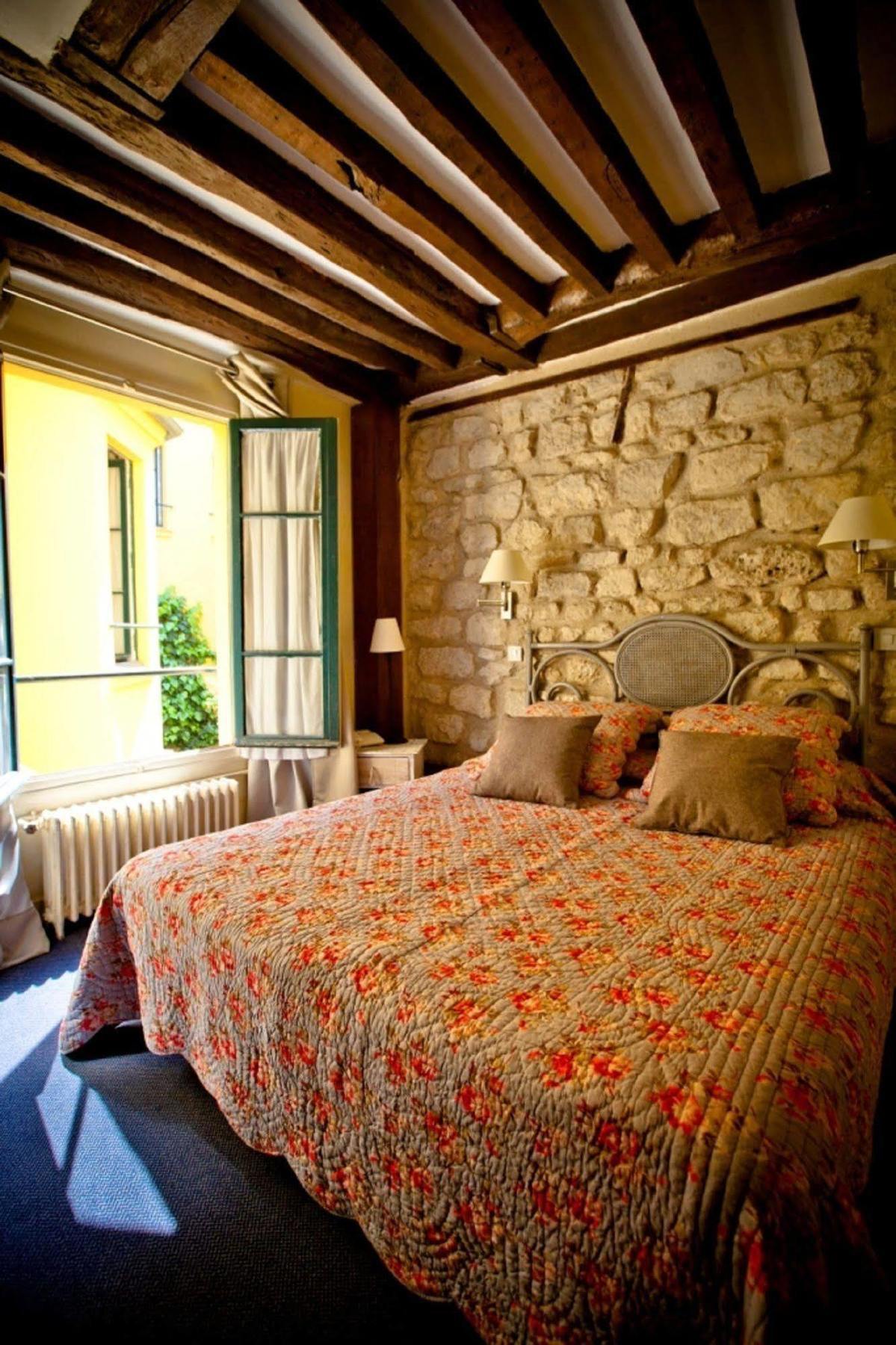 Hotel De La Tulipe 3*