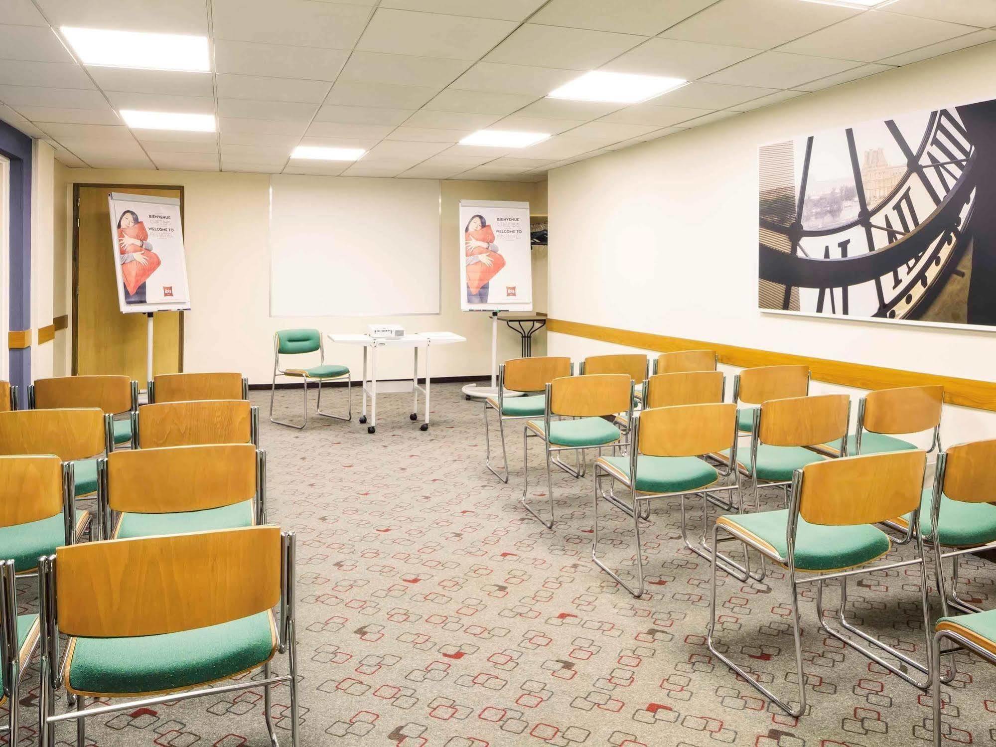 Hotel Ibis Gare De Lyon Diderot 3*
