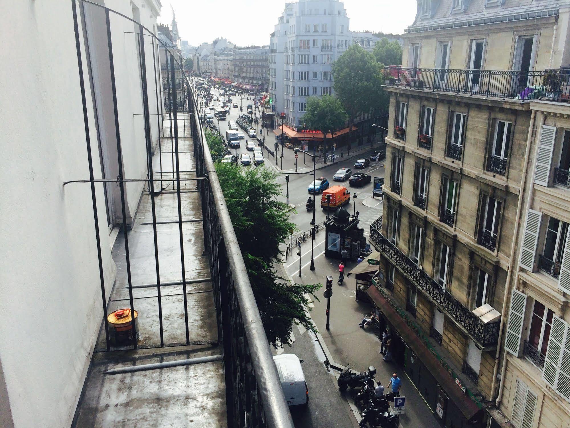 Grand Magenta Hotel