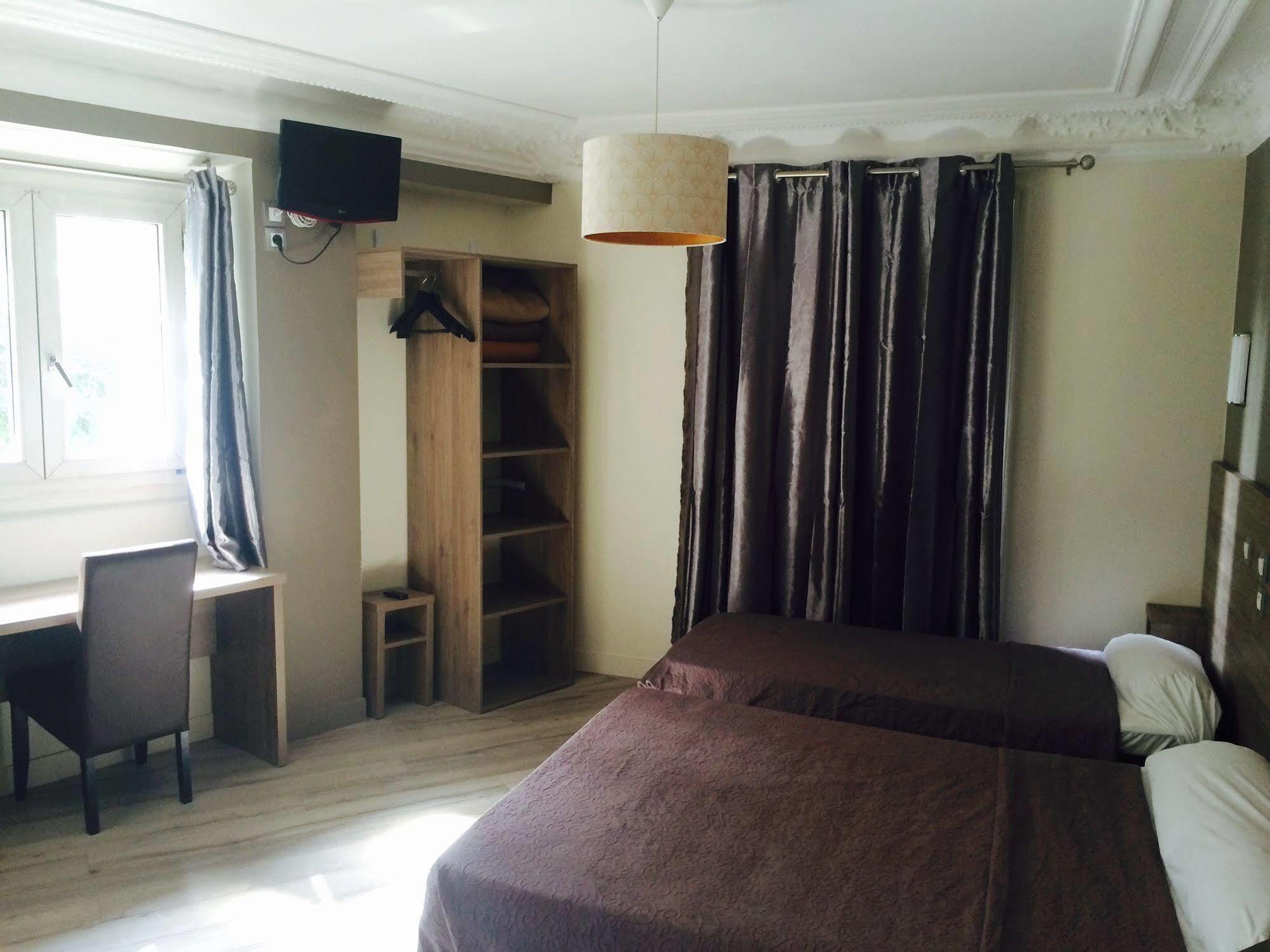 Grand Magenta Hotel *