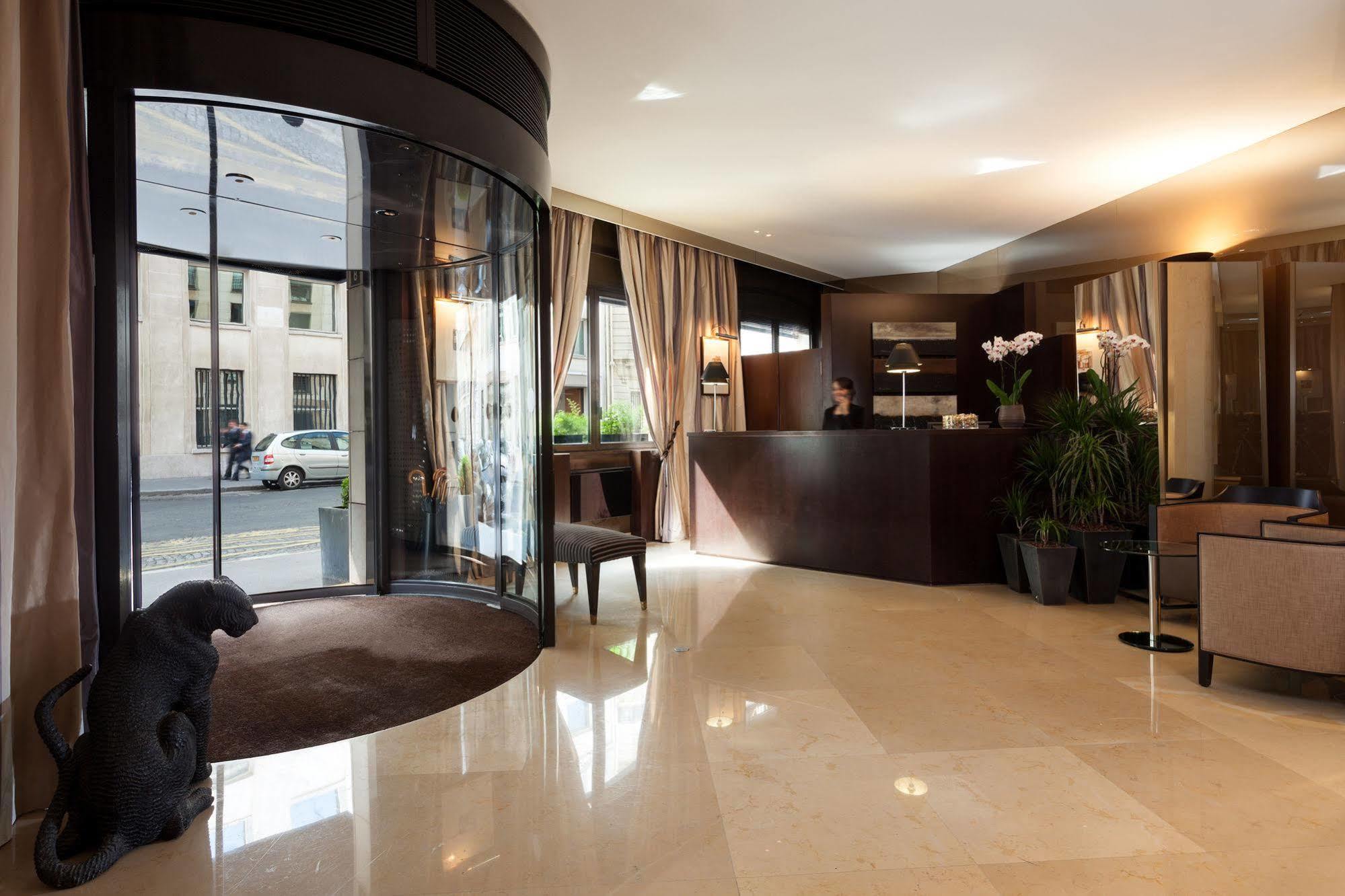 La Du Roy Champs Elysees Hotel Paris