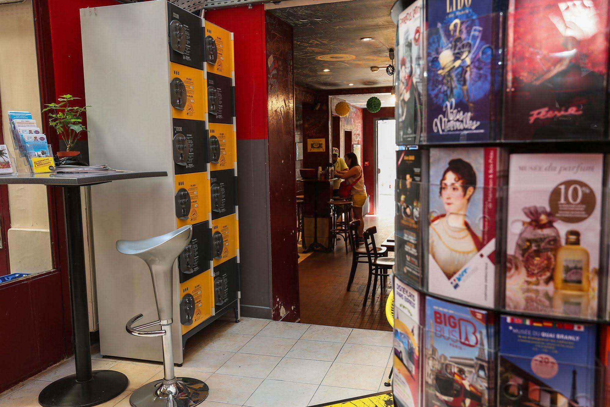 Young And Happy Latin Quarter By Hiphophostels Hostel *