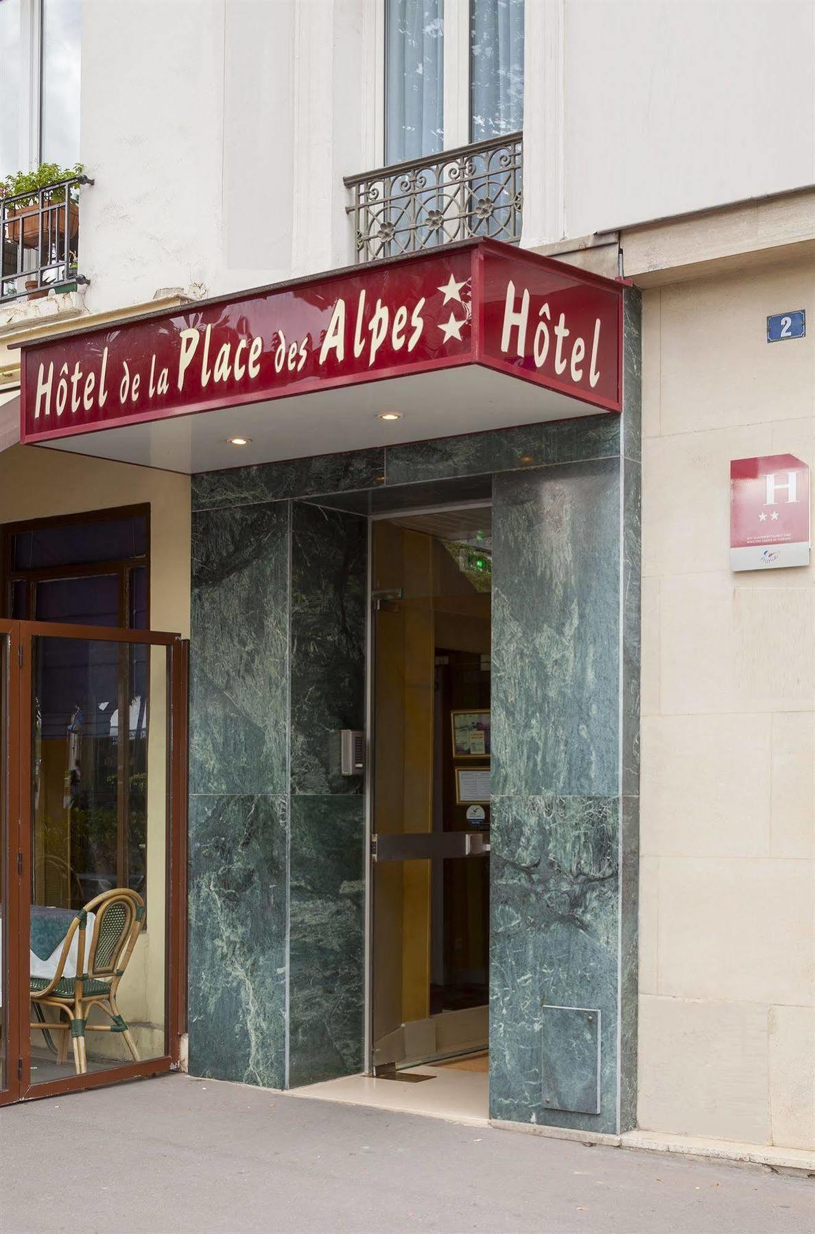 De La Place Des Alpes Hotel Paris
