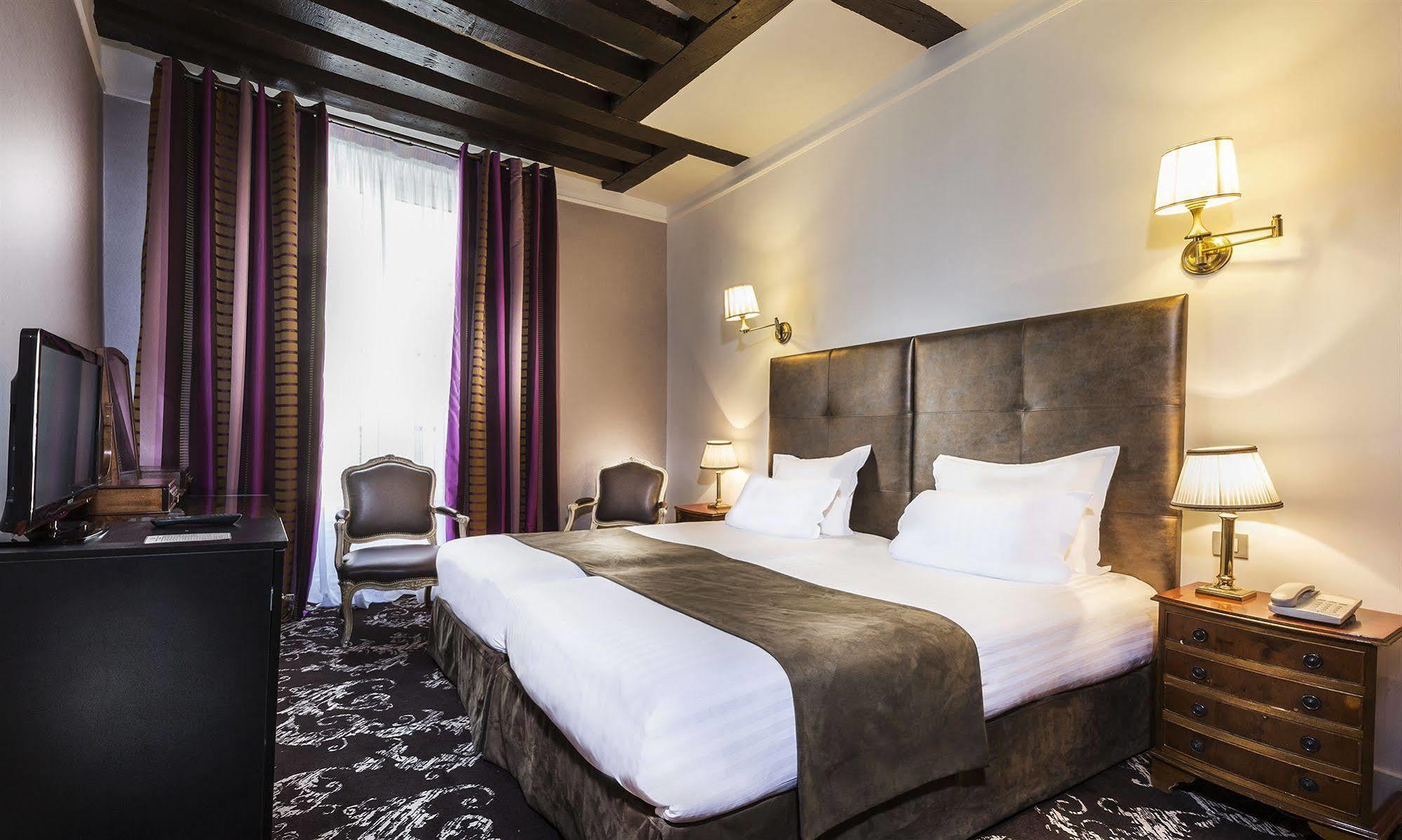 Crystal Hotel Paris