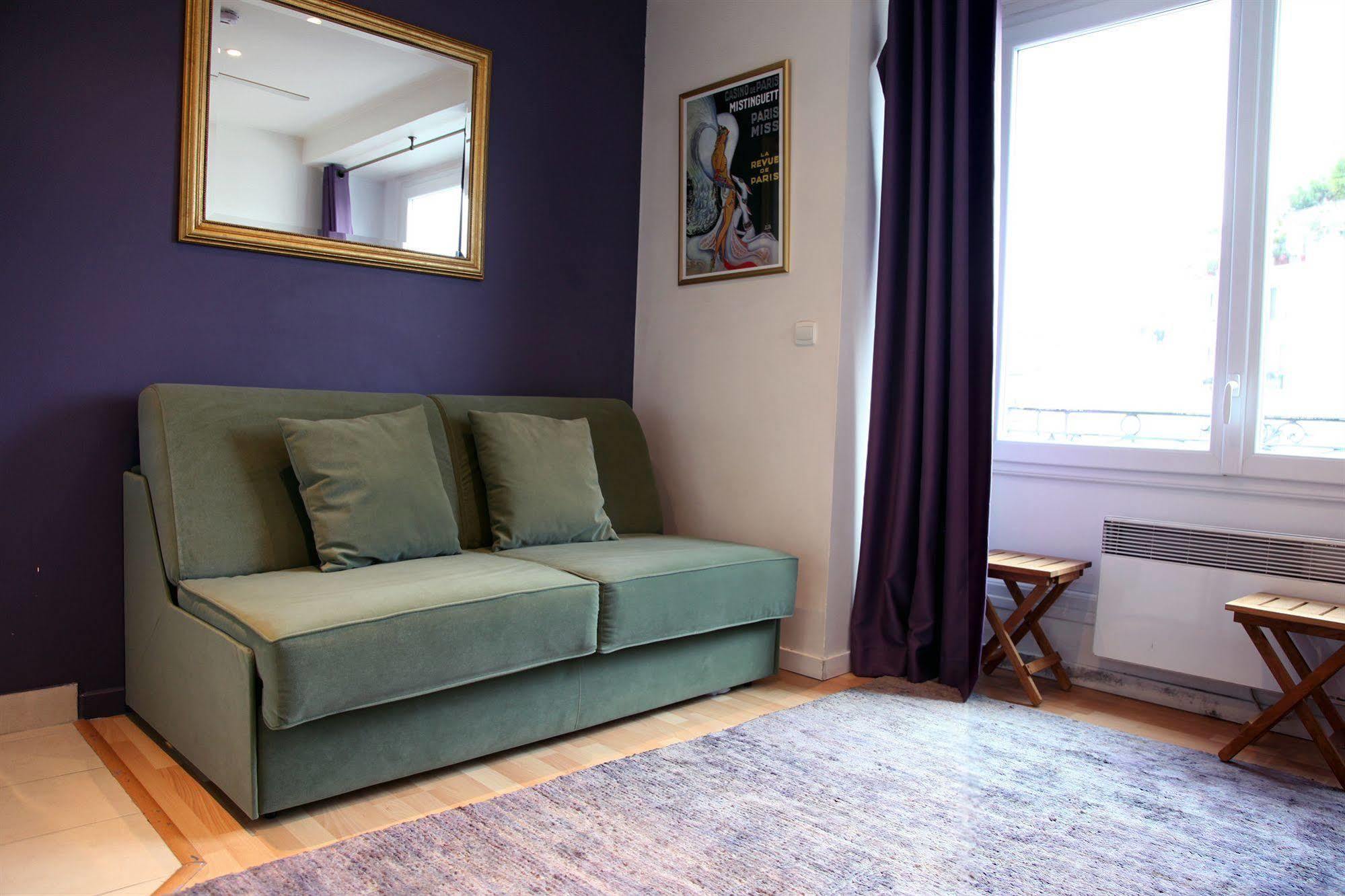 Blanche Montmartre Hotel 2*