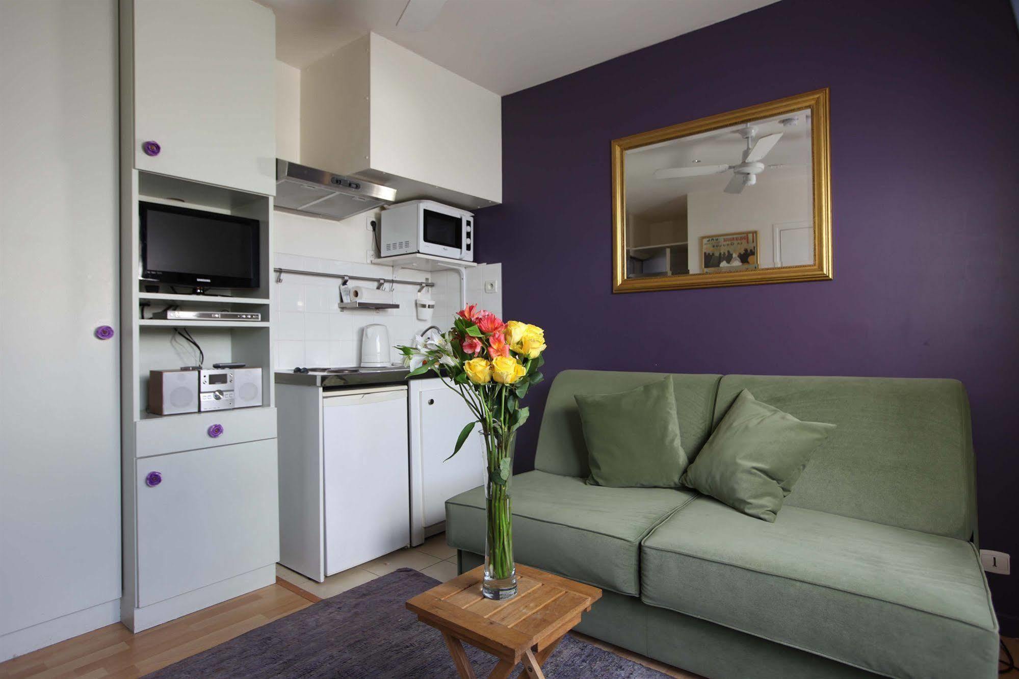 Hotel Blanche Montmartre 2*