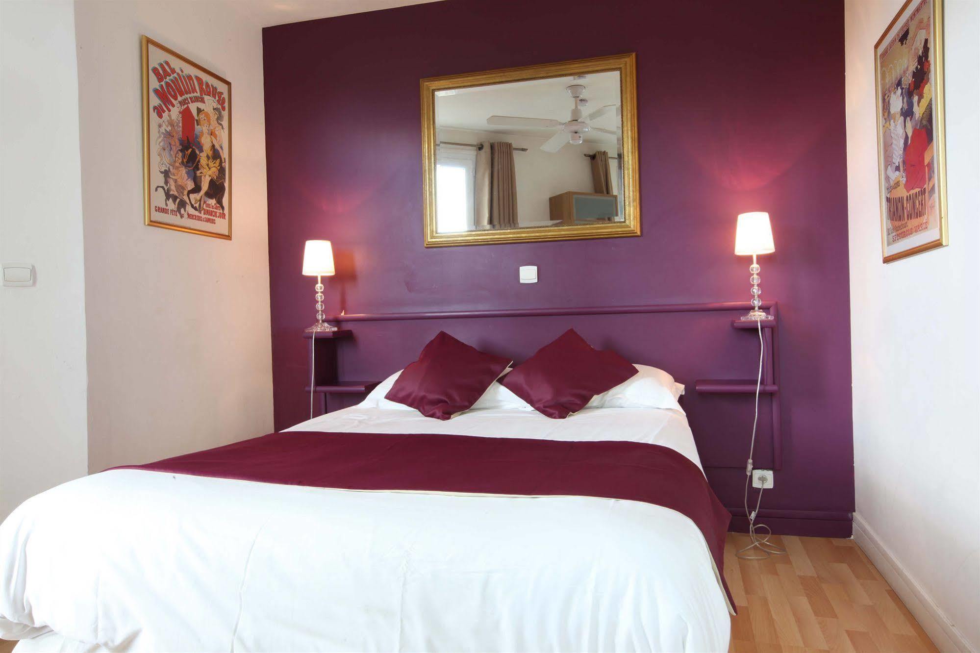 Blanche Montmartre Hotel 2*
