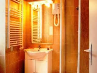 Hotel Blanche Montmartre Paris