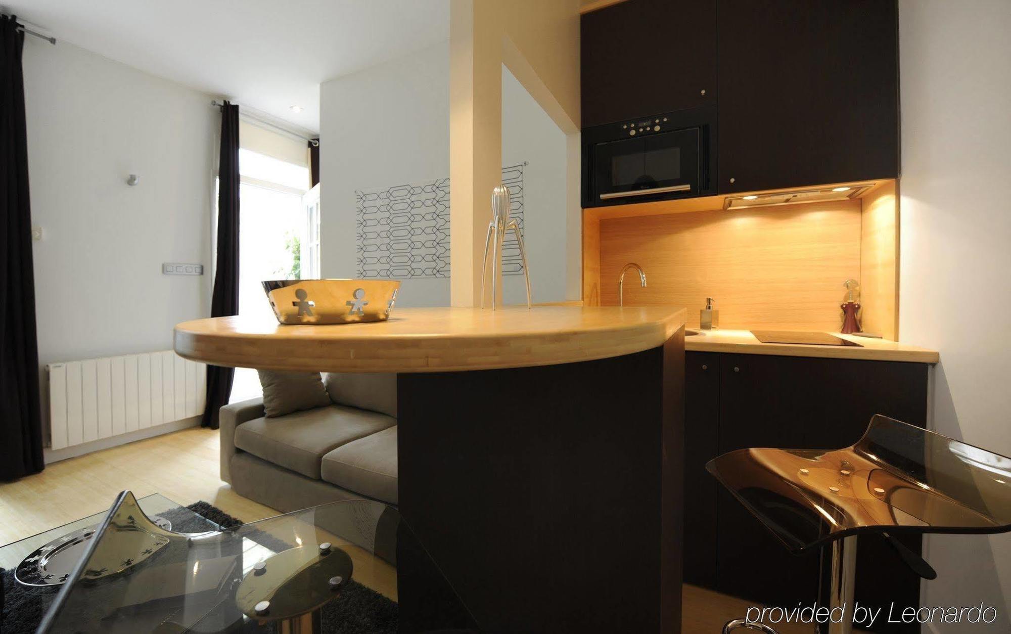 Apartment Helzear Montorgueil Paris