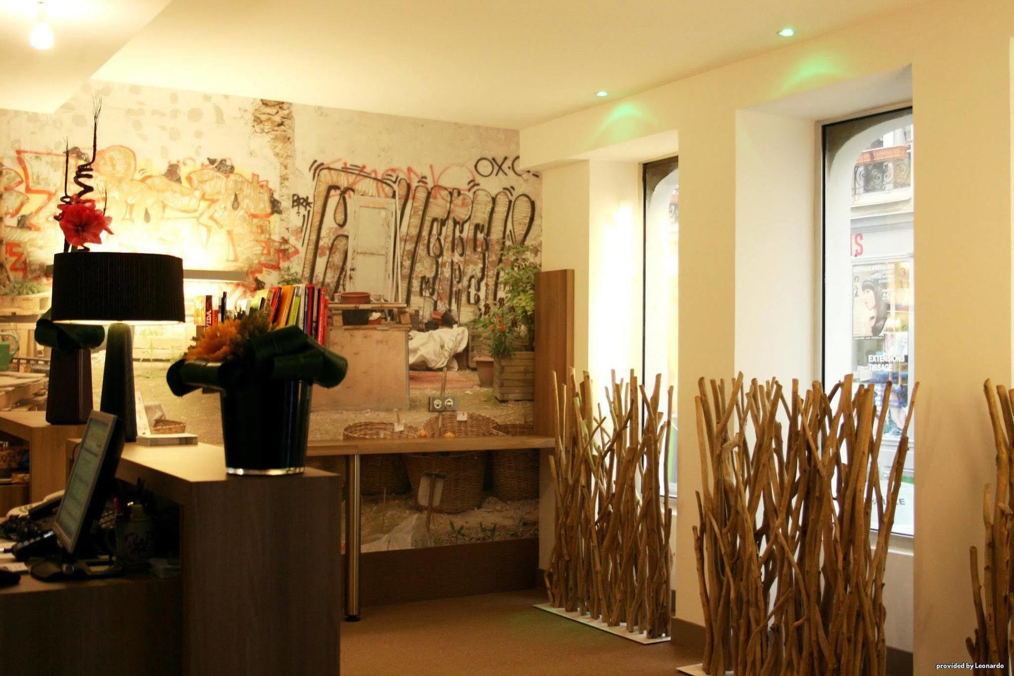 Hotel Litteraire Arthur Rimbaud, Bw Signature Collection