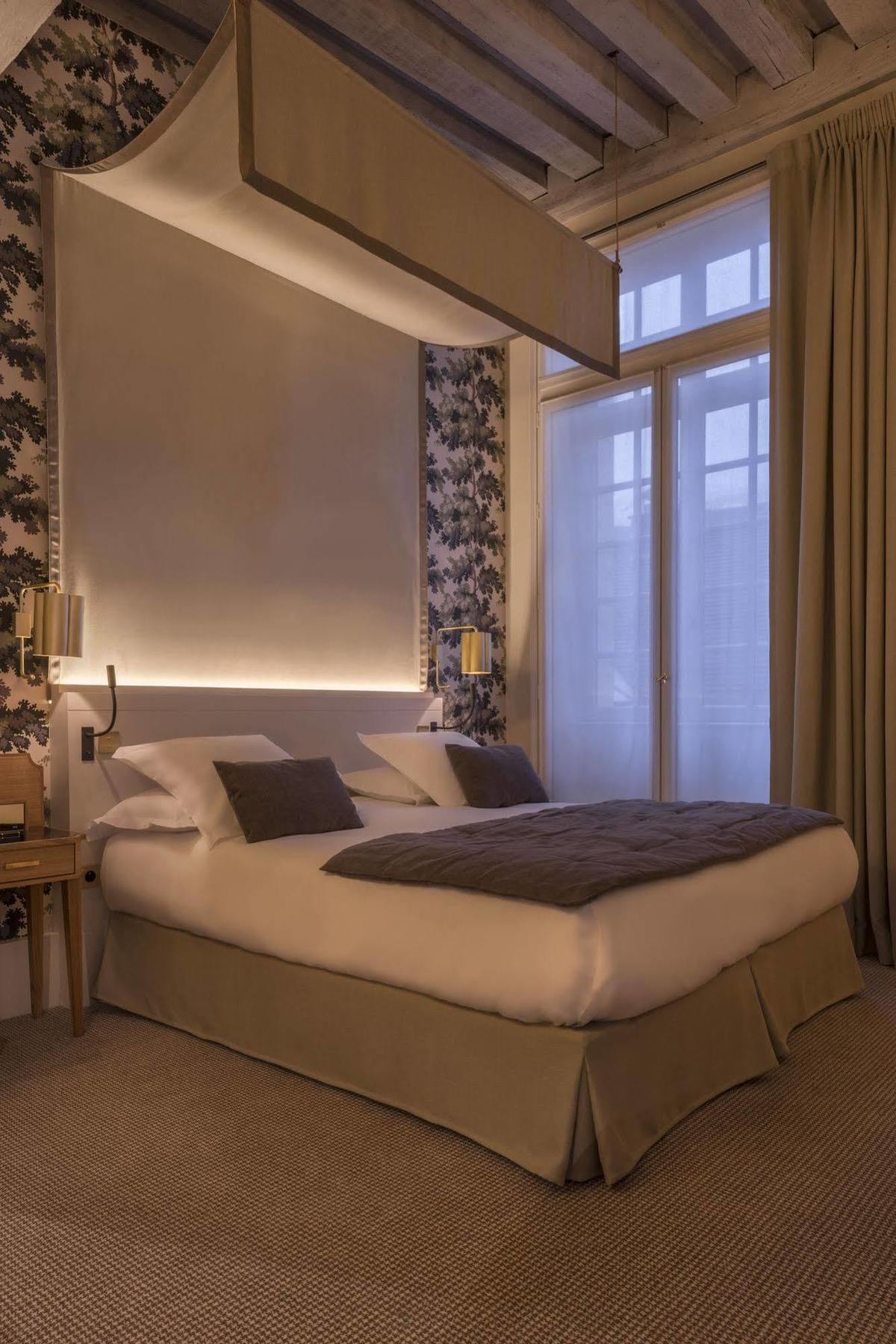D'aubusson 5* Paris