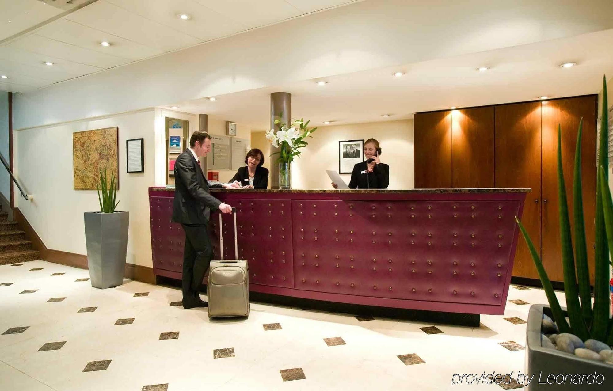 Hotel Mercure Opera Louvre