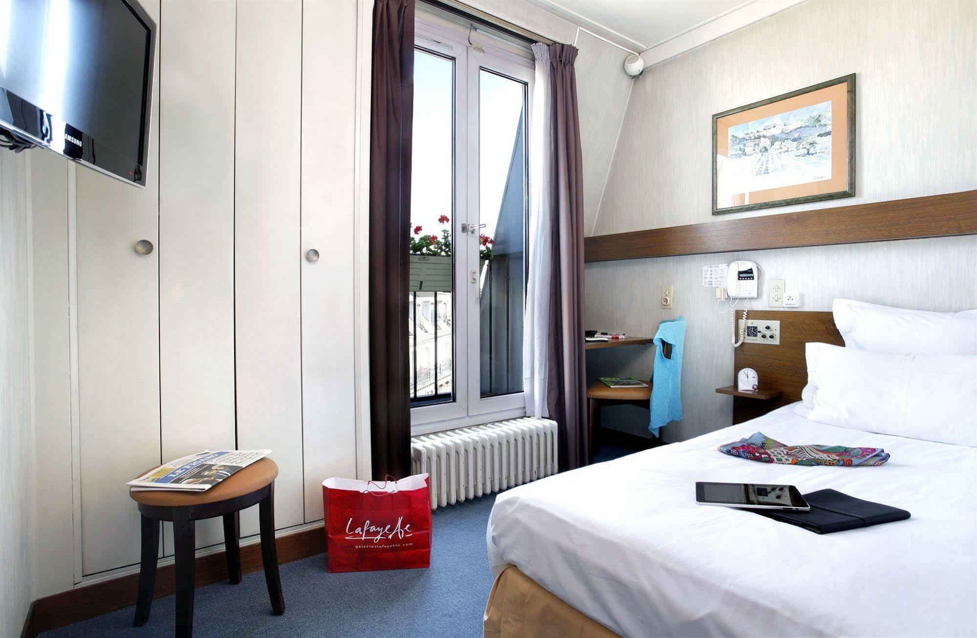 Libertel Gare De L'est Francais Hotel 3*