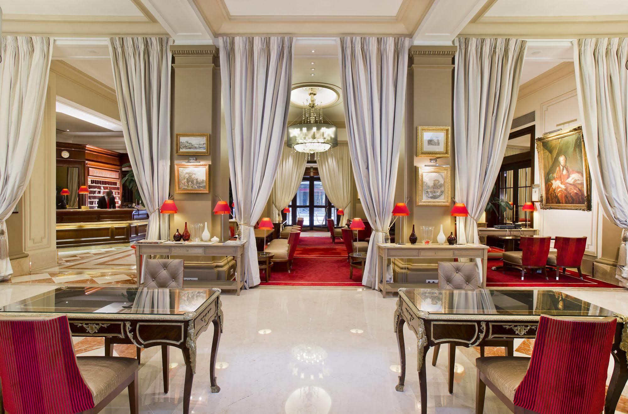 California Hotel Paris