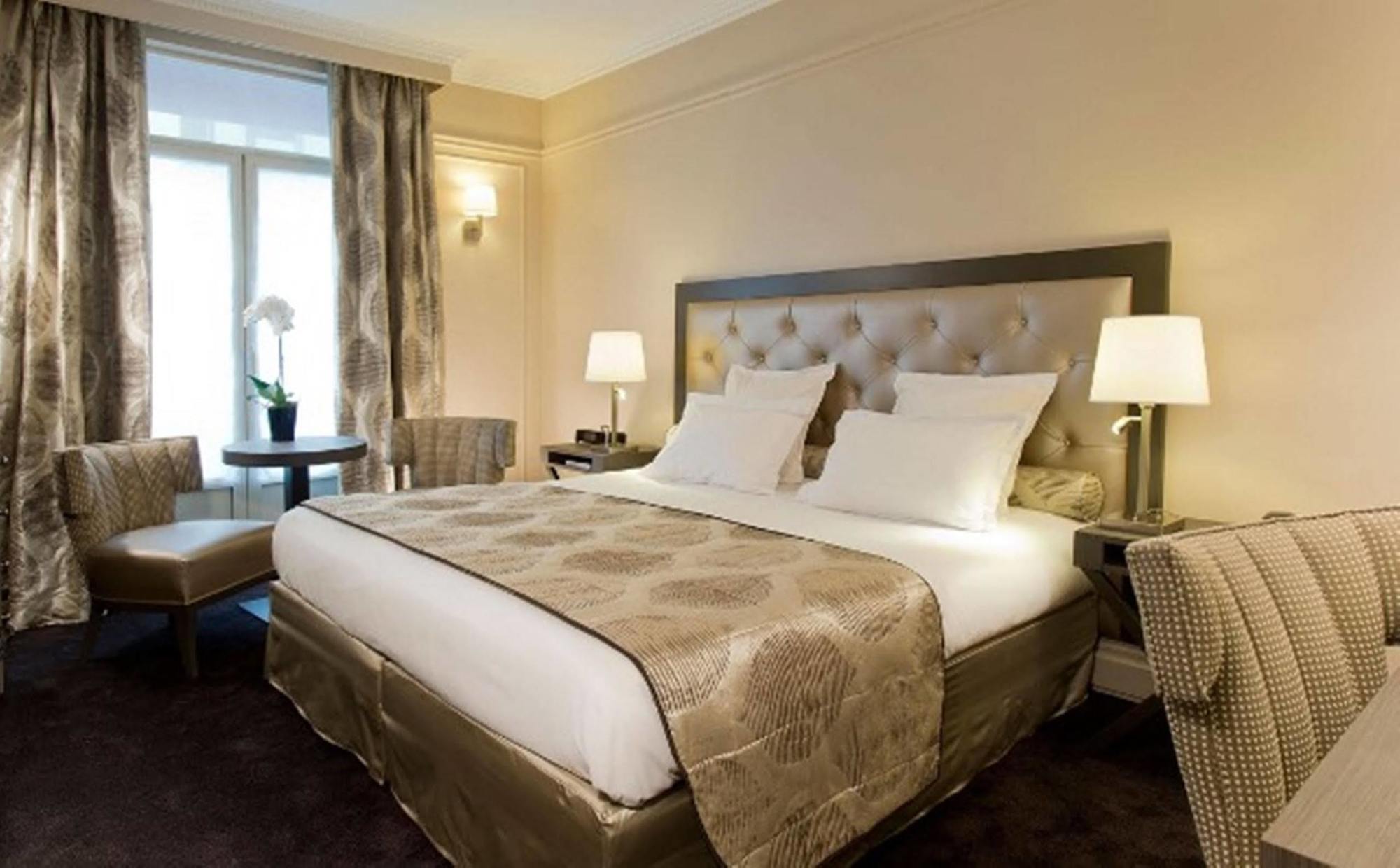 California Hotel 4*