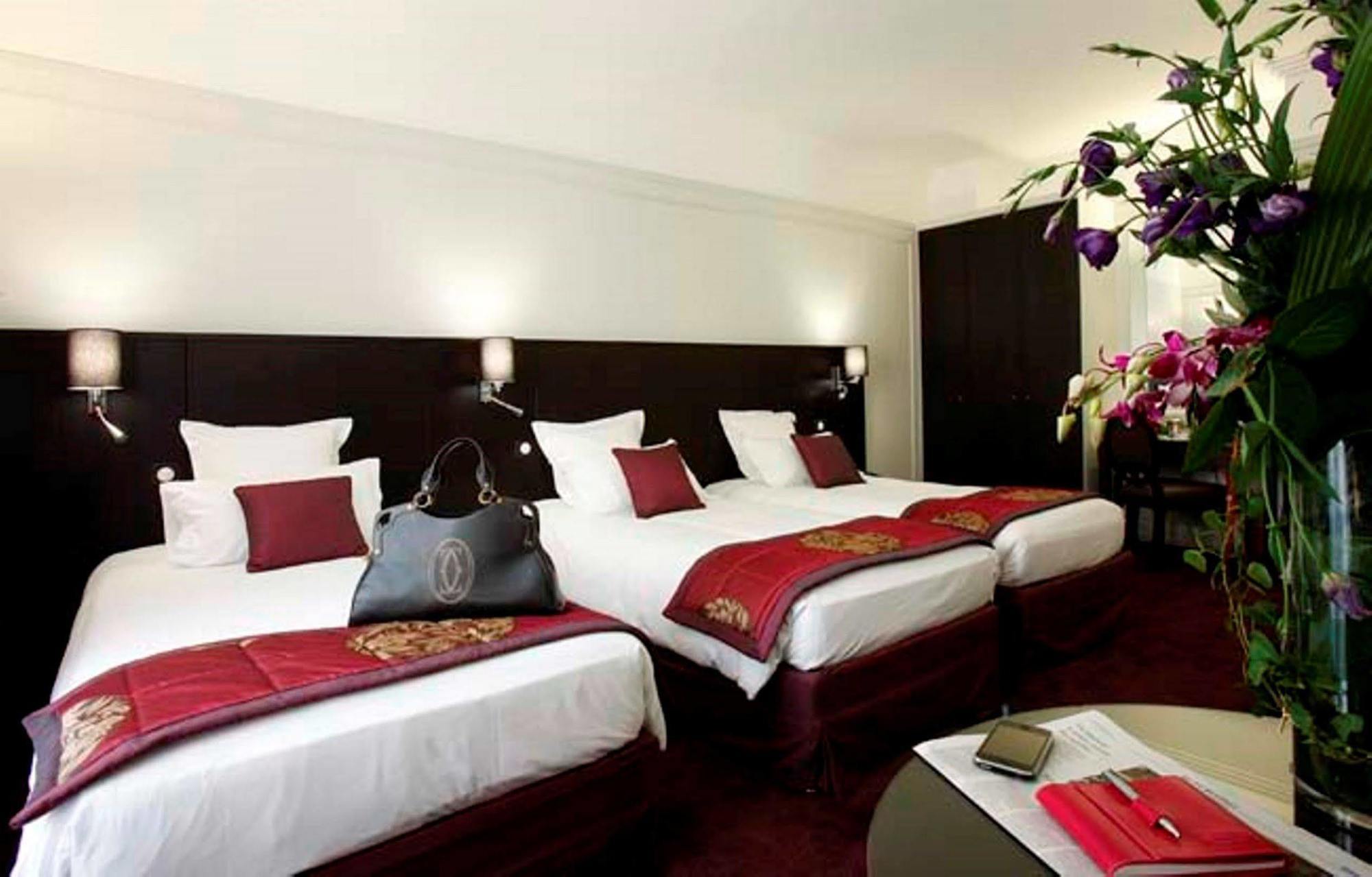 Hotel California 4*