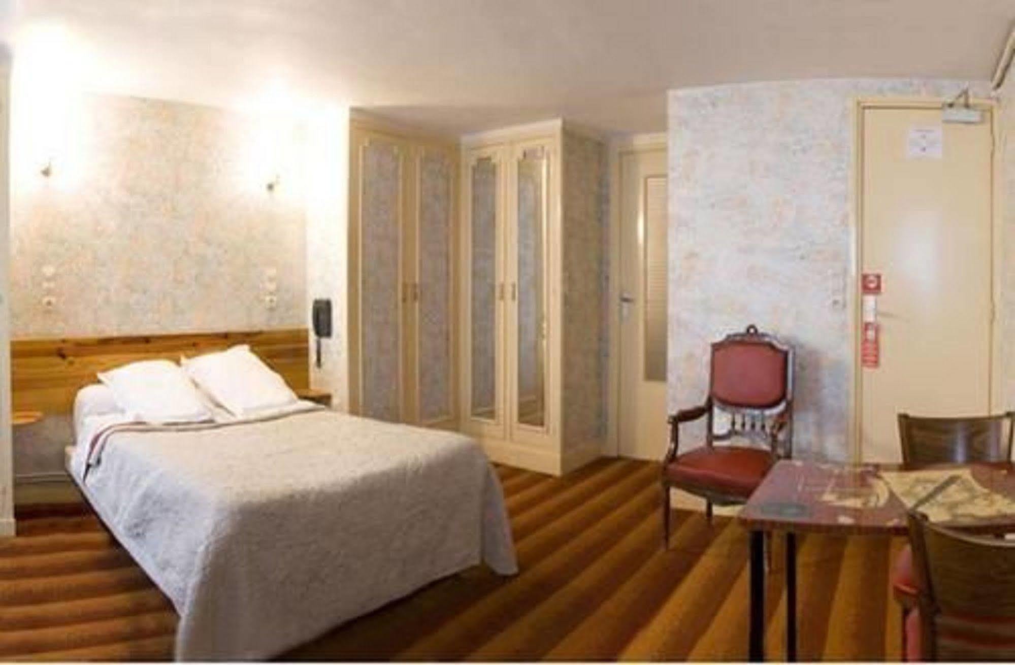 Hotel Tiquetonne