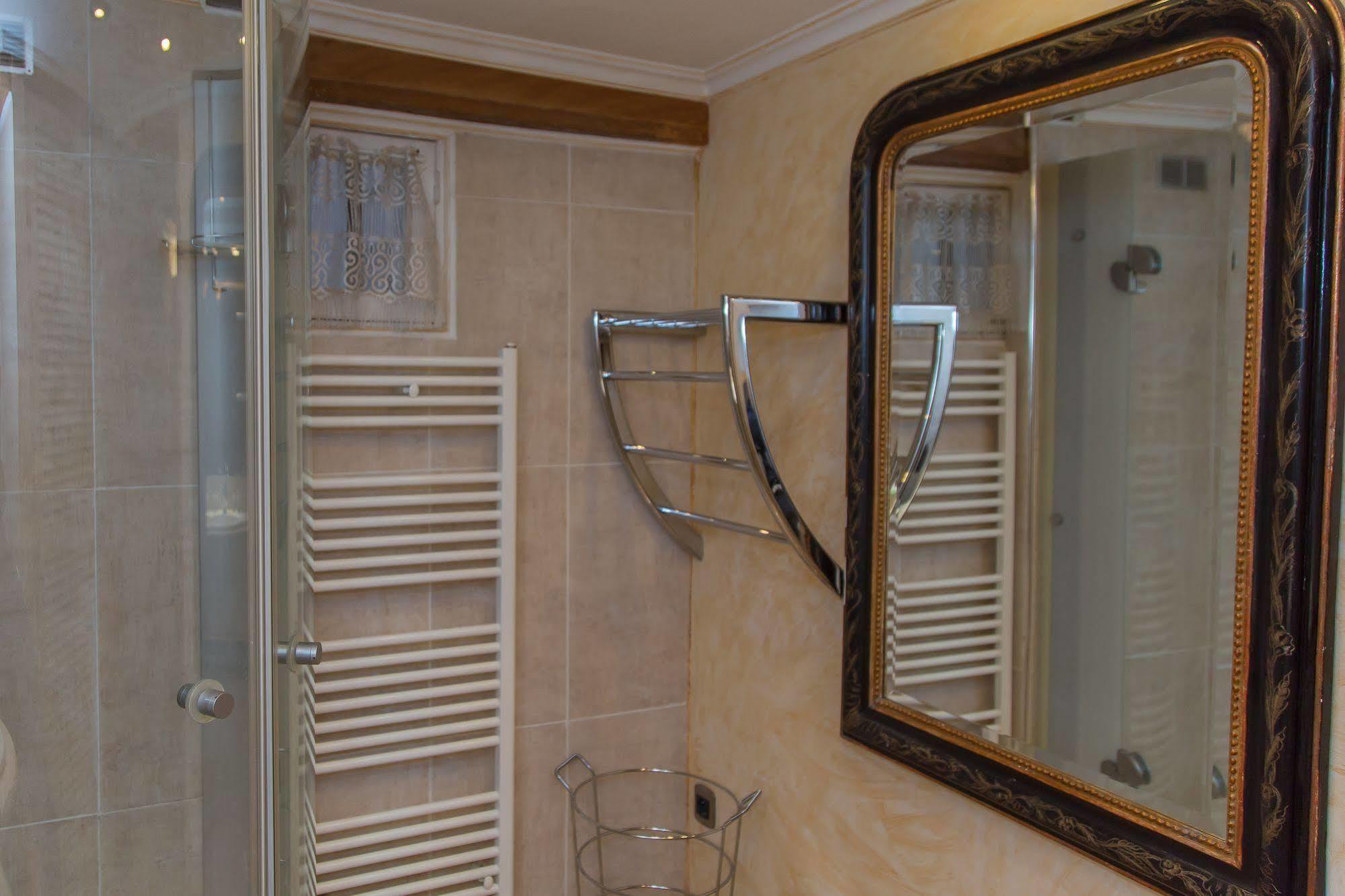 Apartment Saint Germain Des Pres Apartment Paris
