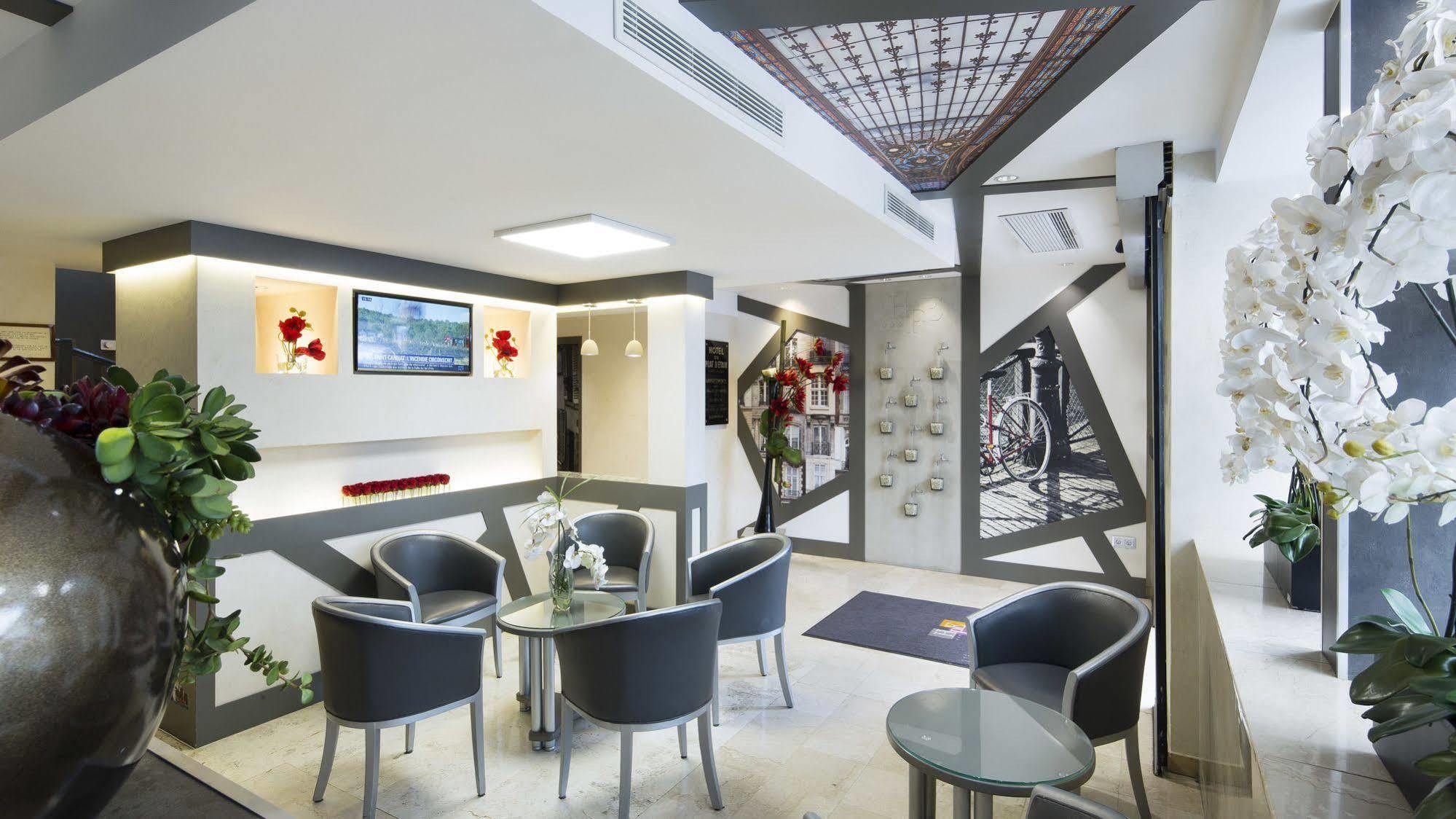 Hotel Du Plat D'etain Paris