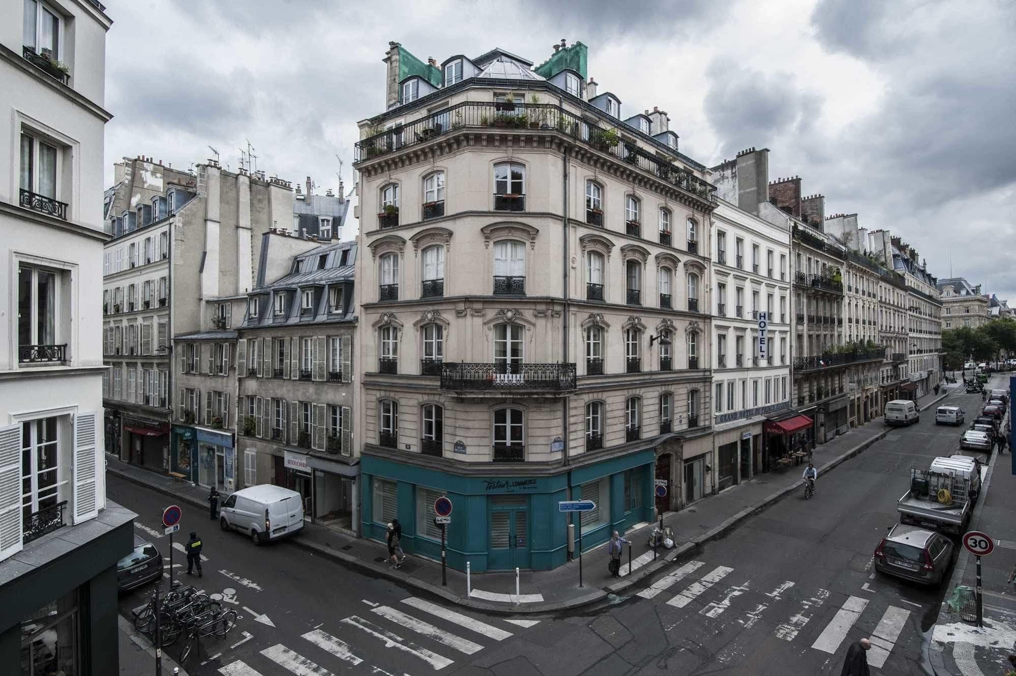 Hotel Des 3 Nations Paris