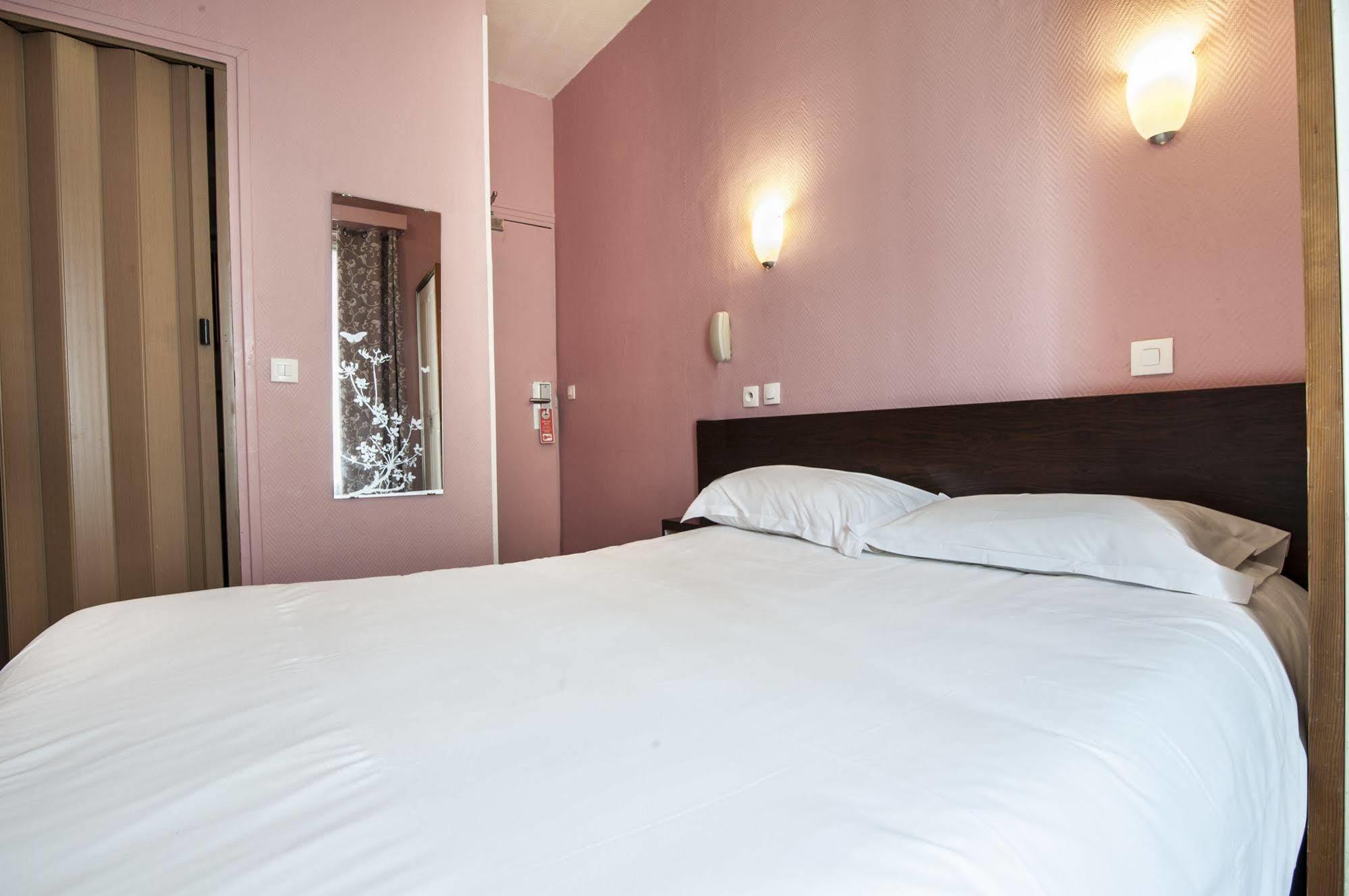 Hotel Des 3 Nations 2*