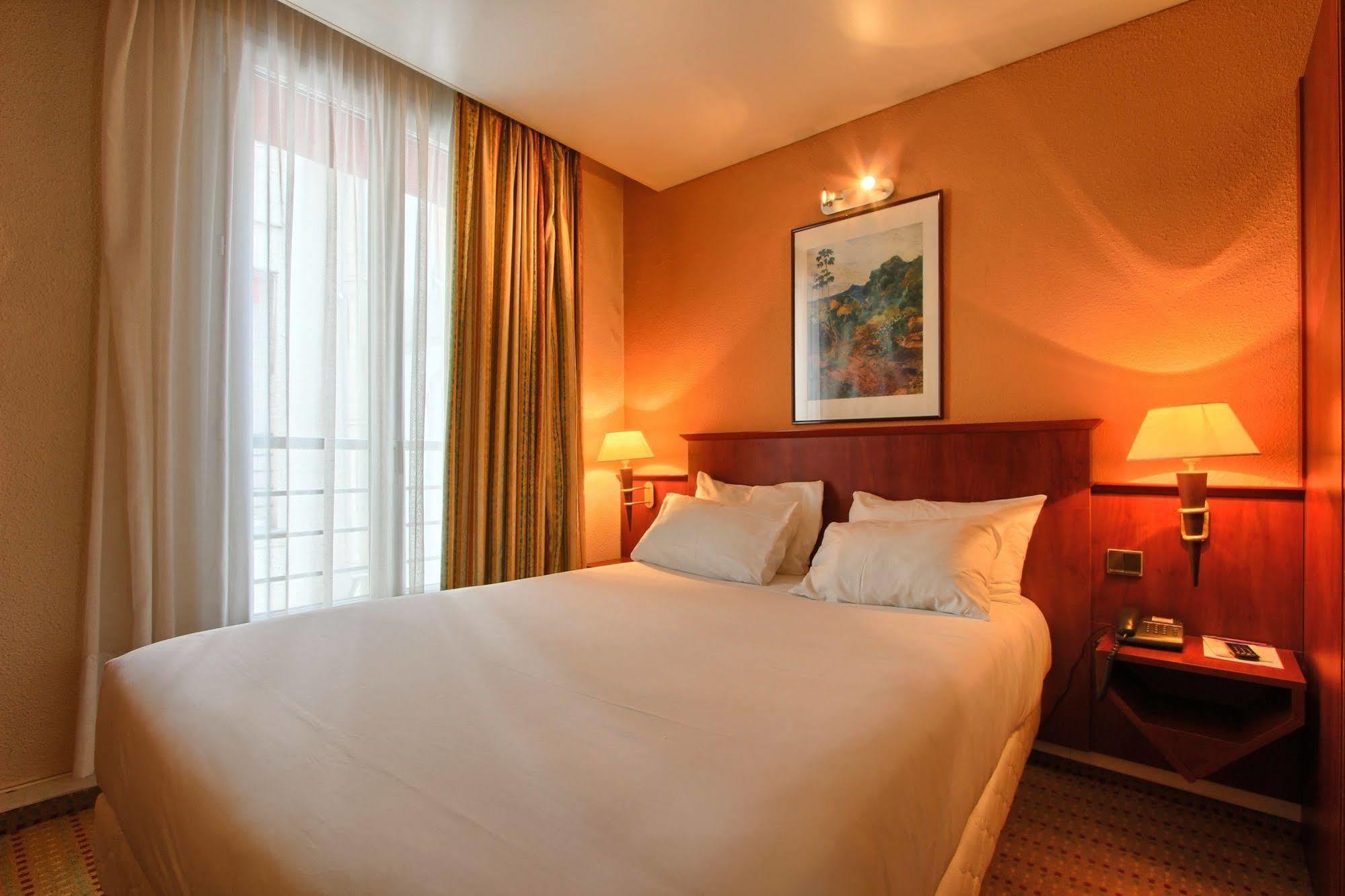 Hotel Timhotel Gare De L'est Paris